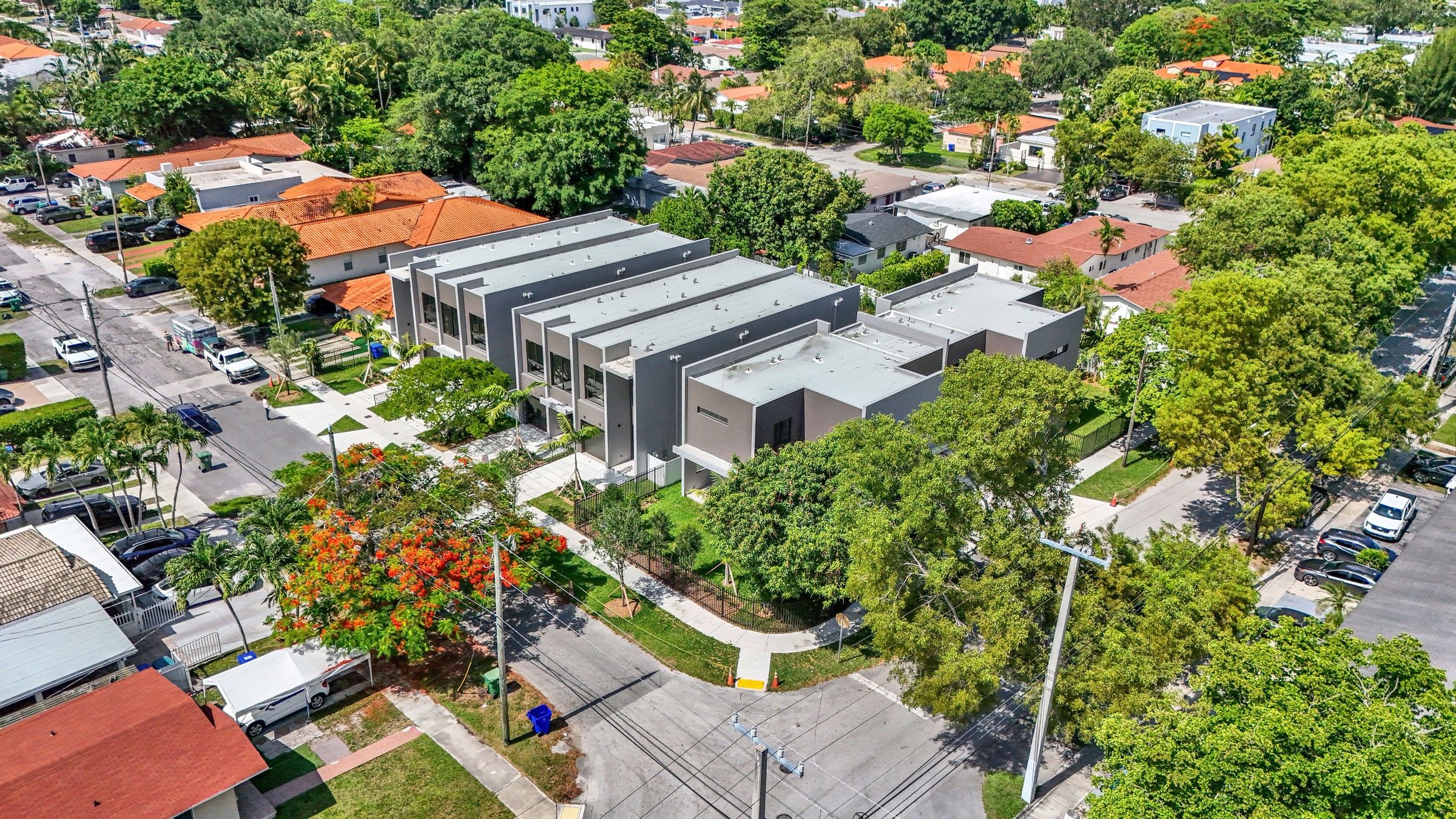 2889 SW 35 Avenue Miami FL 33133