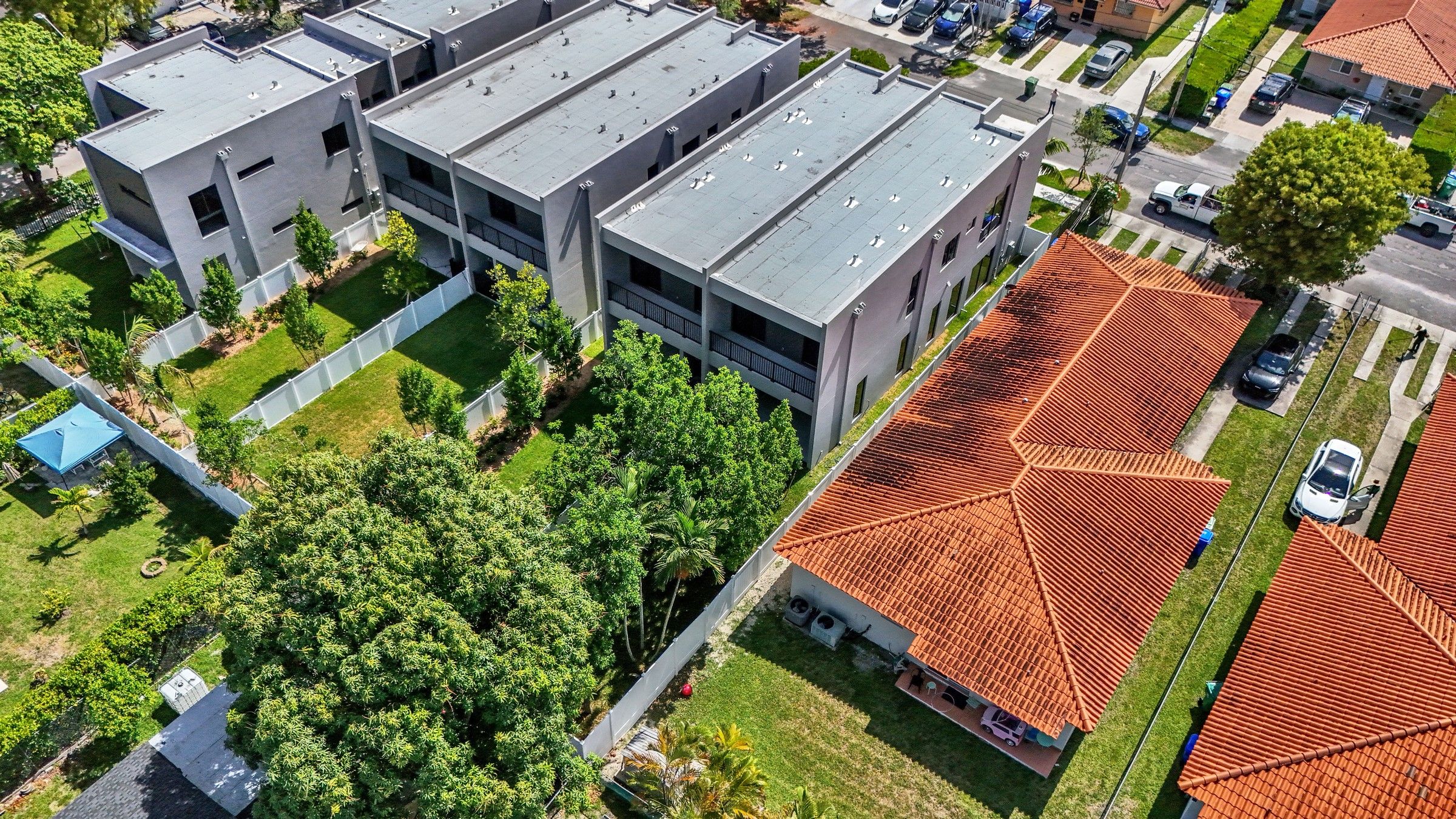 2889 SW 35 Avenue Miami FL 33133