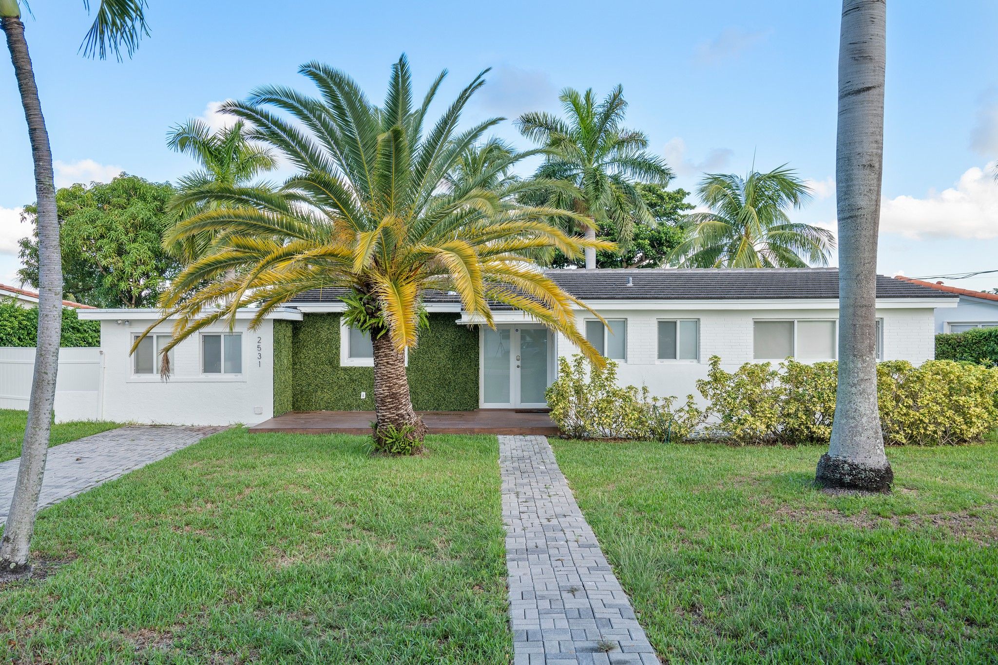 2531 NE 209th Terrace Aventura FL 33180