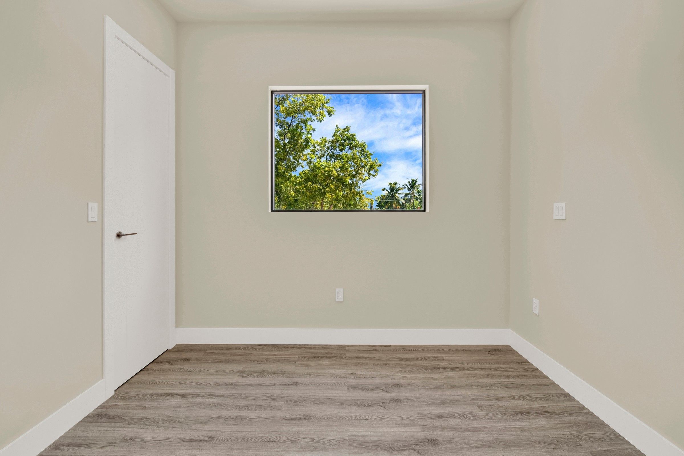 3437 SW 29th Street Miami FL 33133