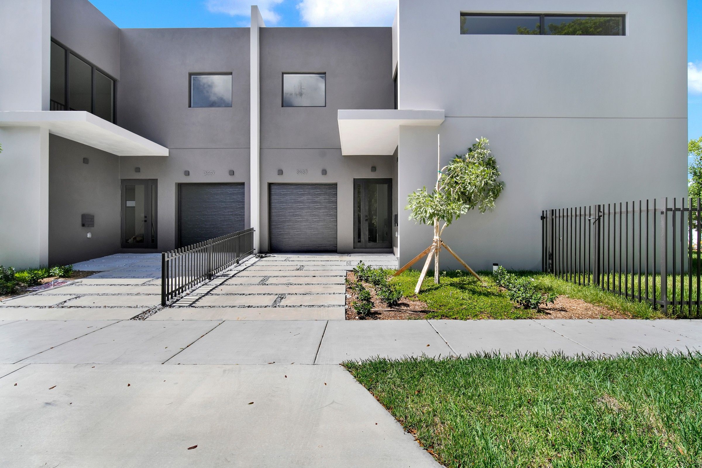 3437 SW 29th Street Miami FL 33133