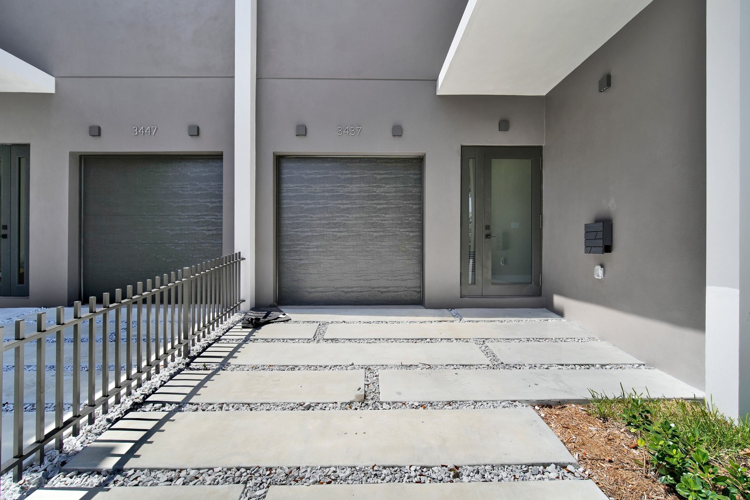 3437 SW 29th Street Miami FL 33133