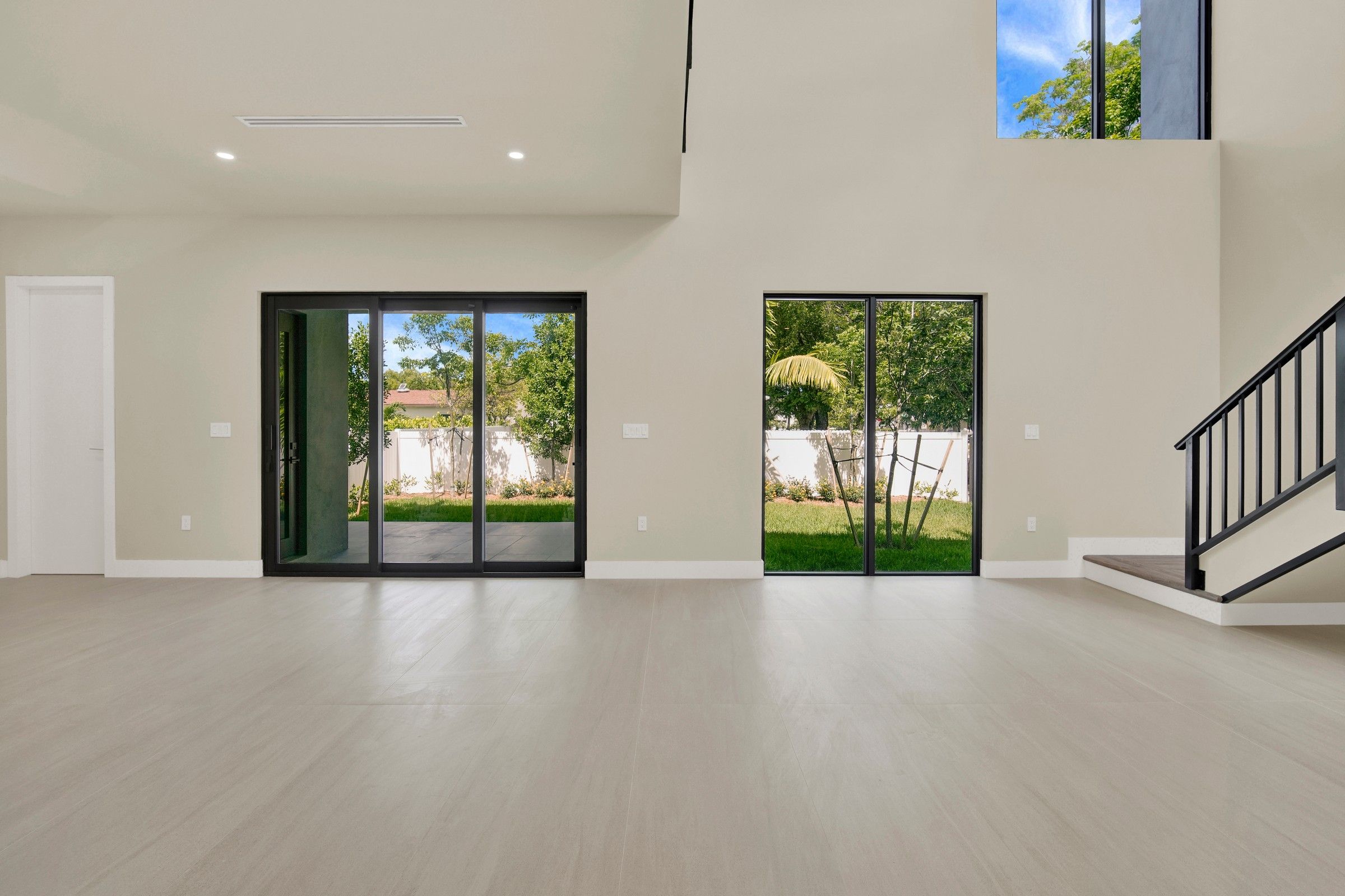 3437 SW 29th Street Miami FL 33133