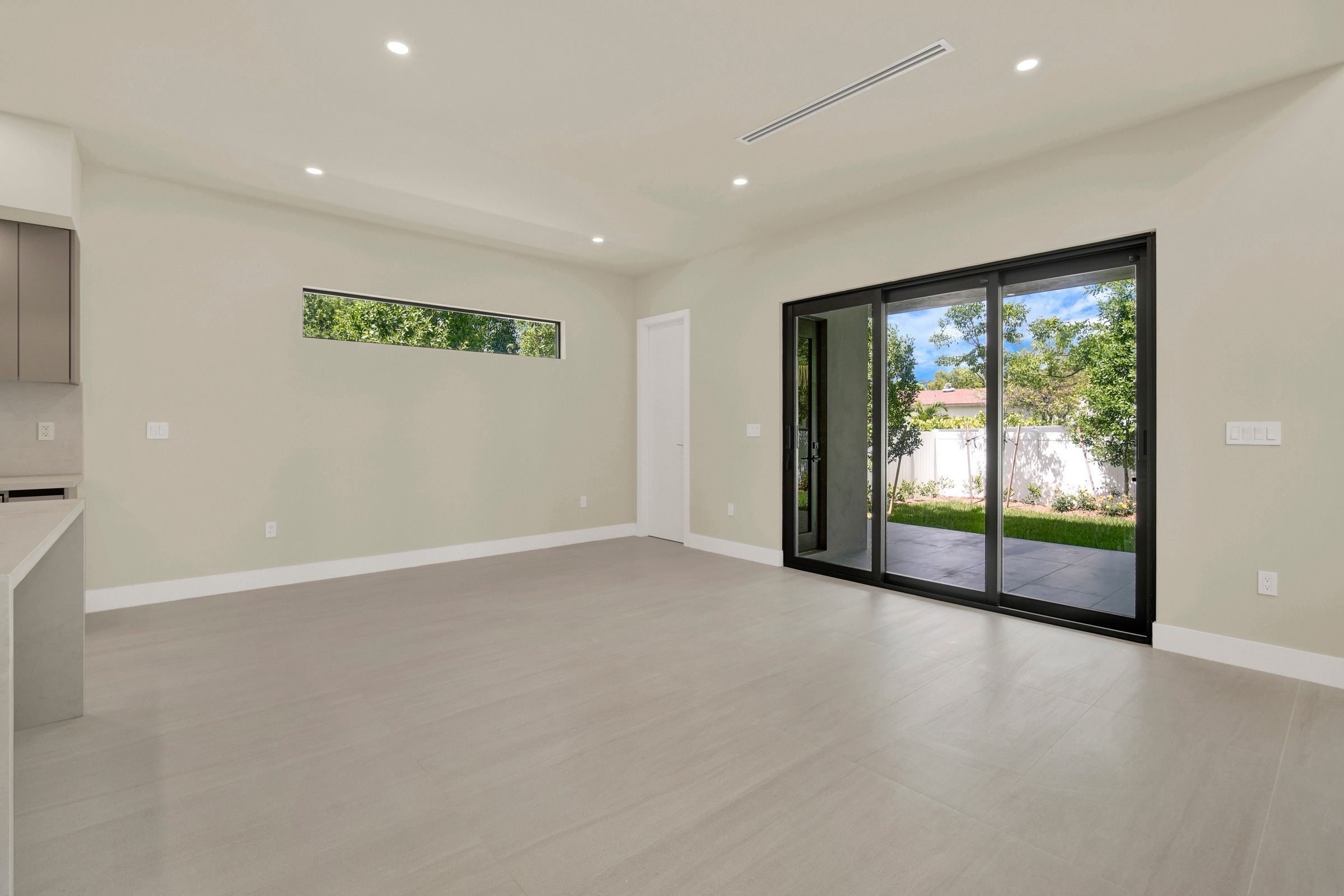 3437 SW 29th Street Miami FL 33133
