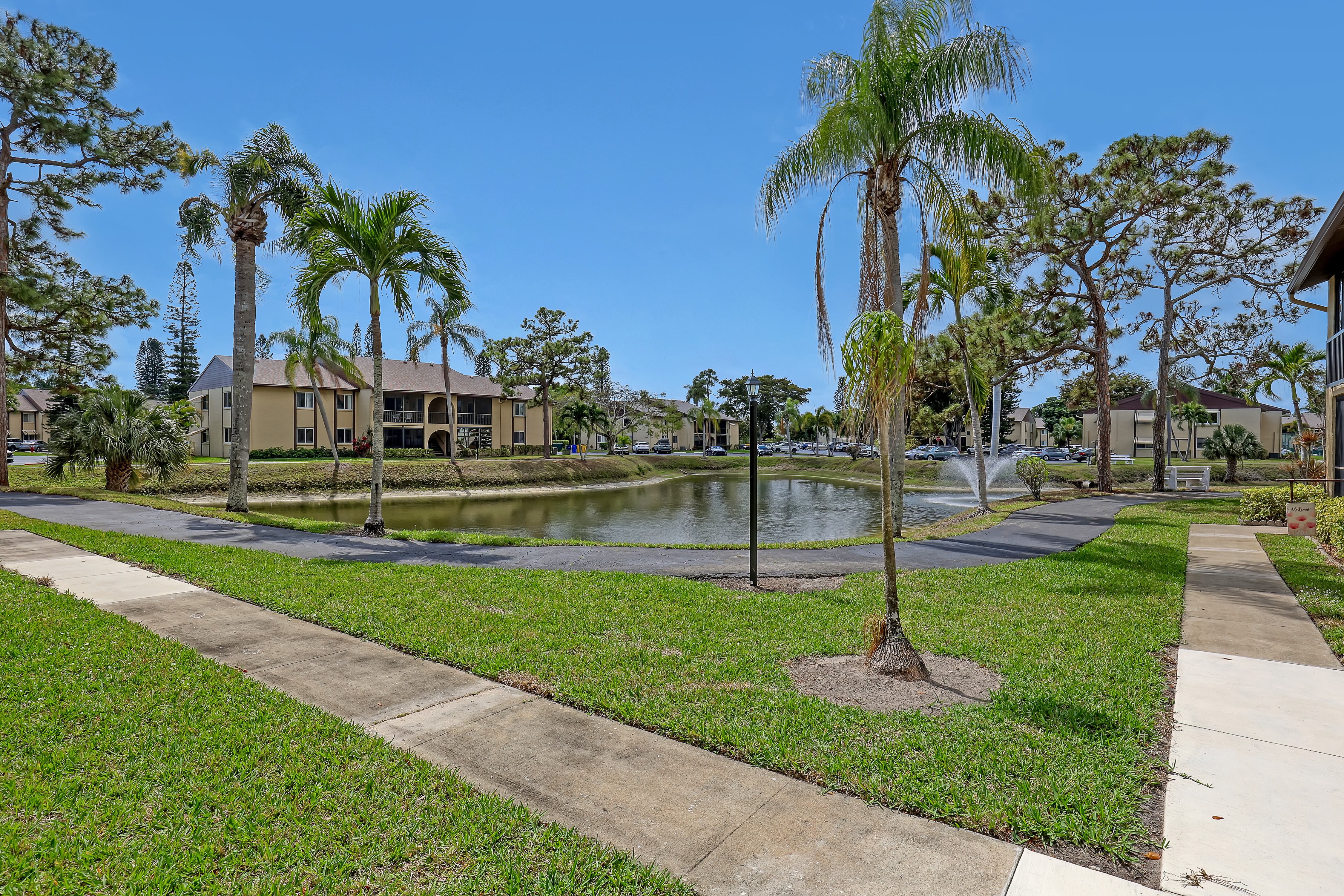 339 Pine Ridge Circle Greenacres FL 33463