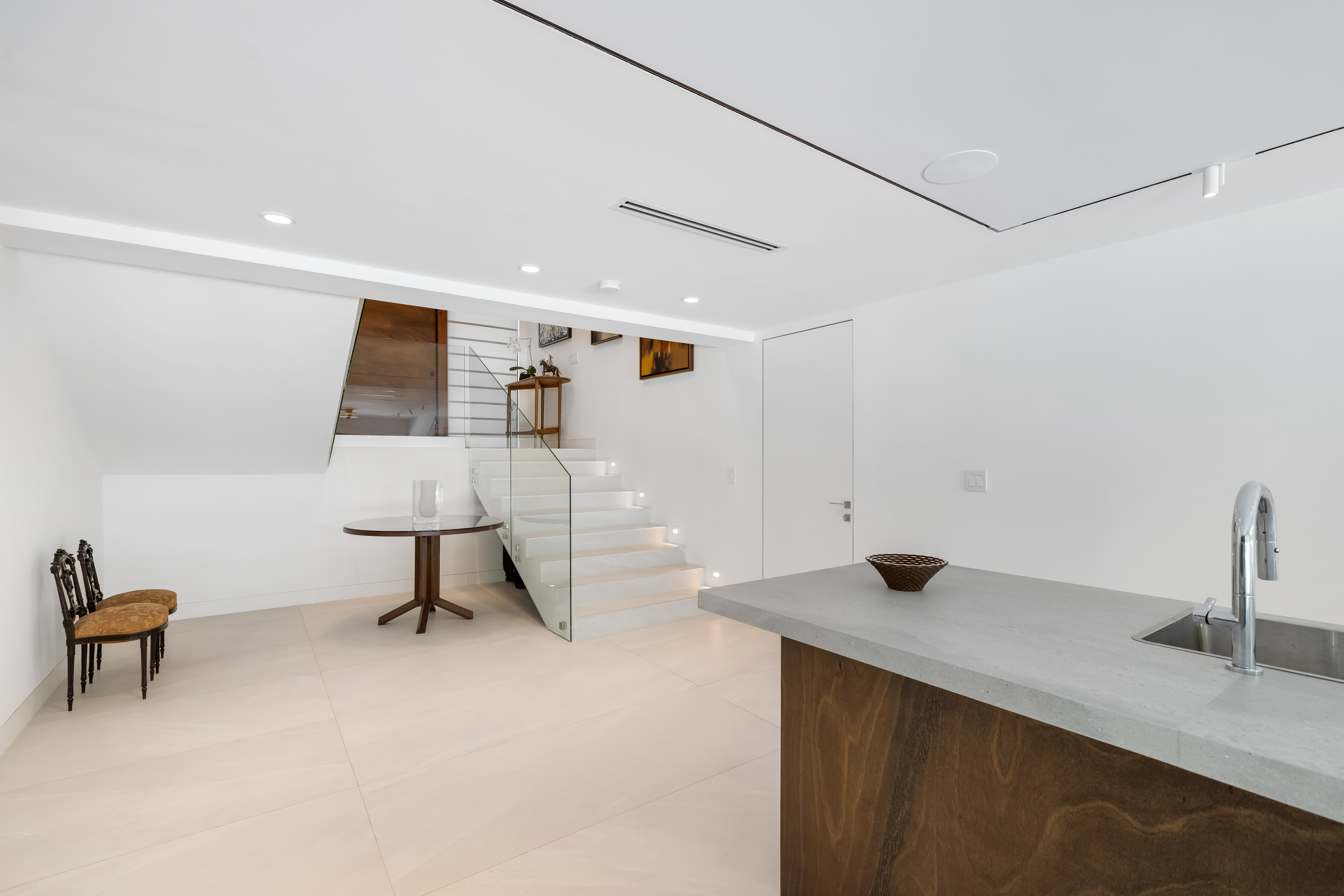 7180 E Lago Drive Coral Gables FL 33143