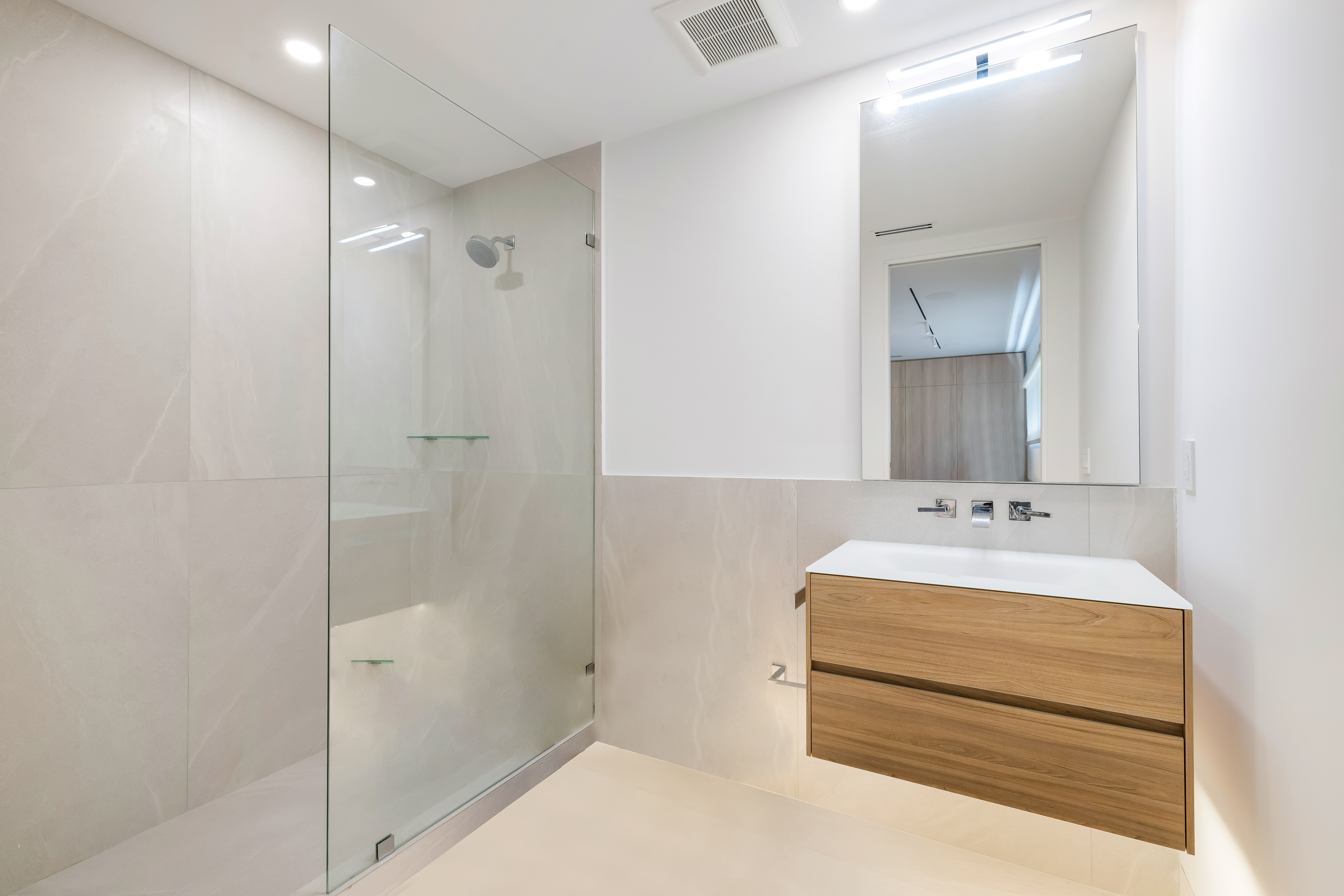 7180 E Lago Drive Coral Gables FL 33143