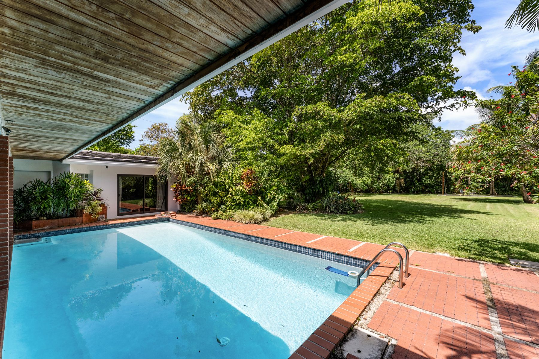11100 SW 67th Avenue Pinecrest FL 33156