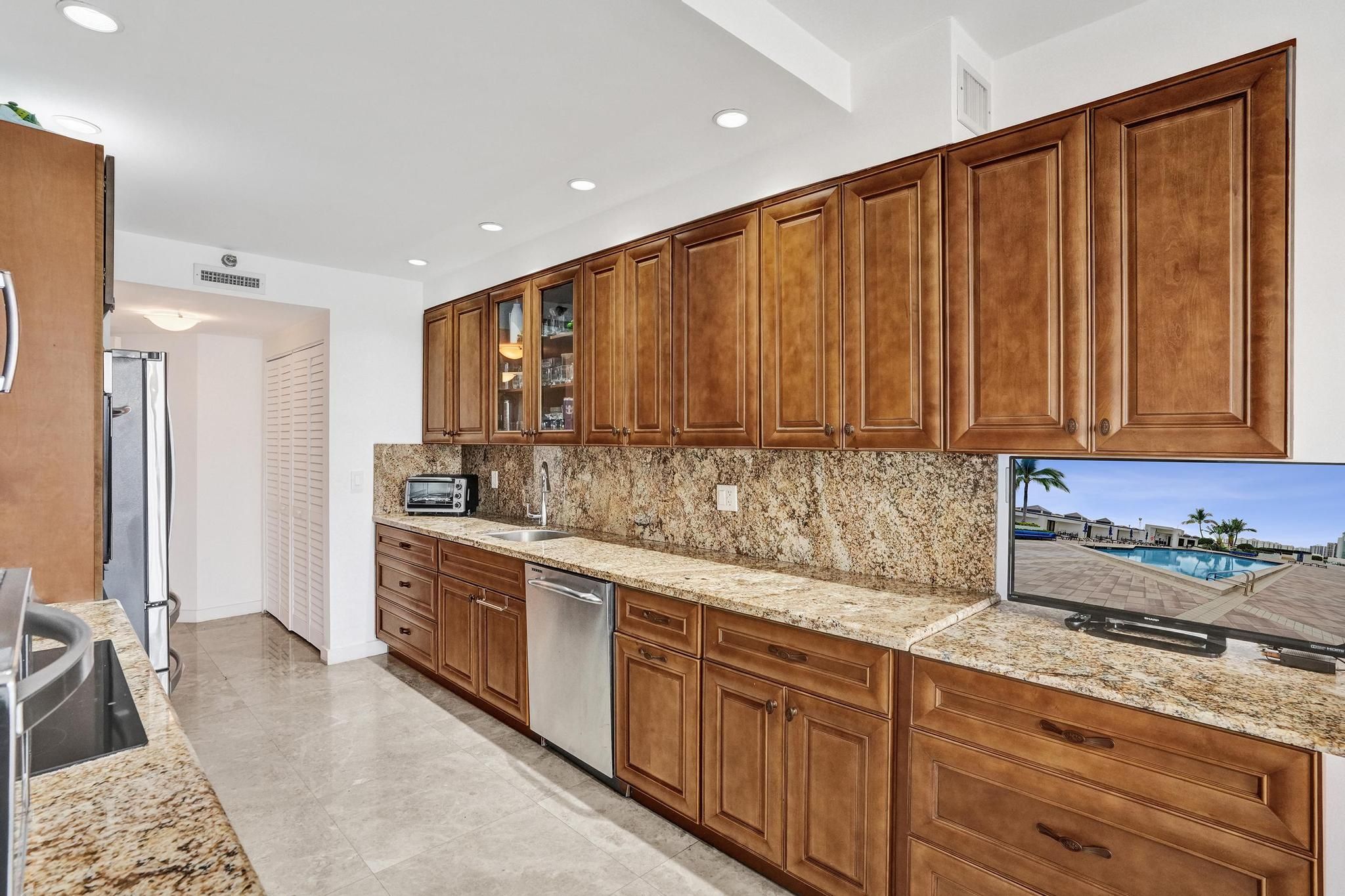 19500 Turnberry Way Aventura FL 33180