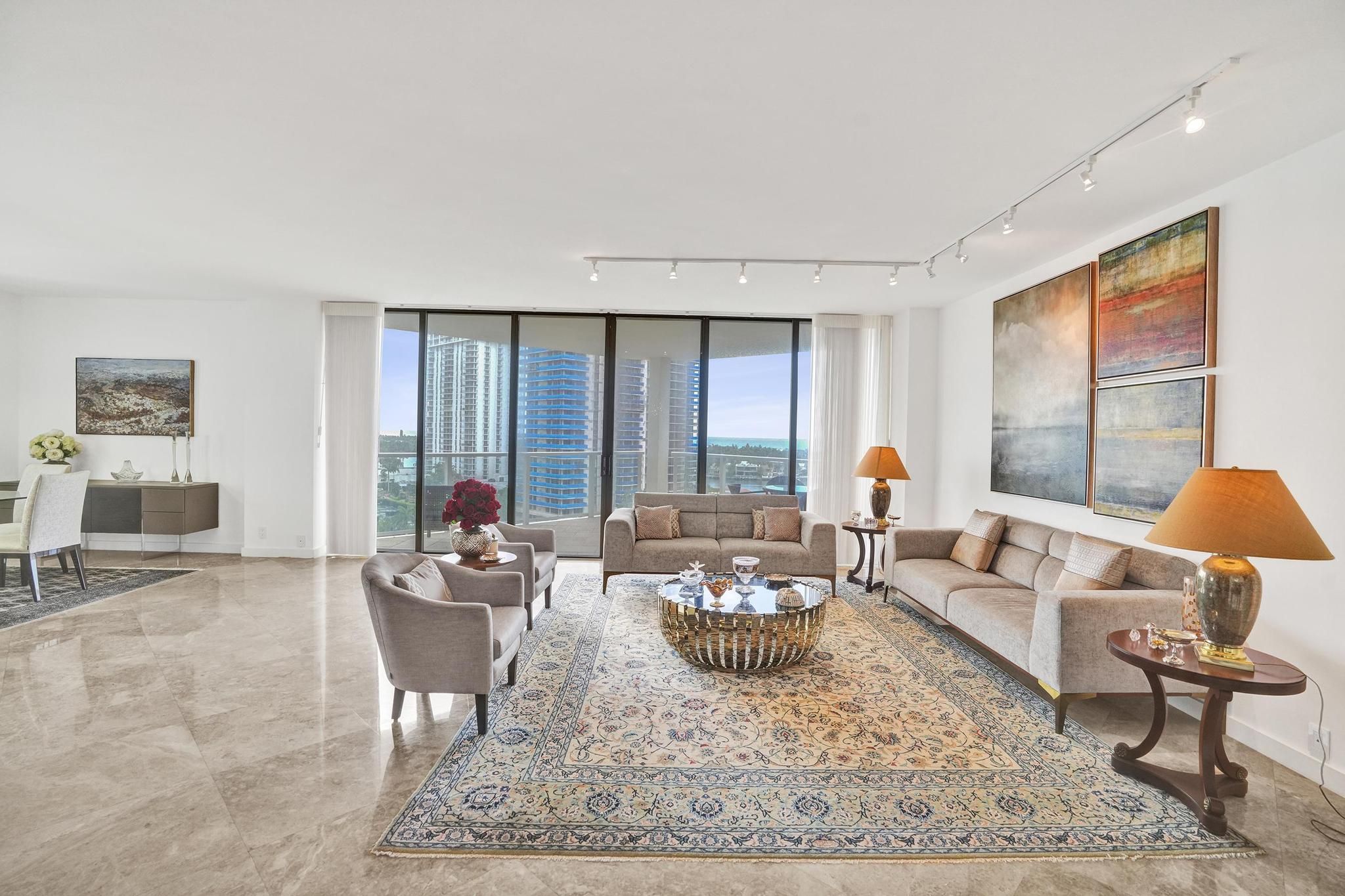 19500 Turnberry Way Aventura FL 33180