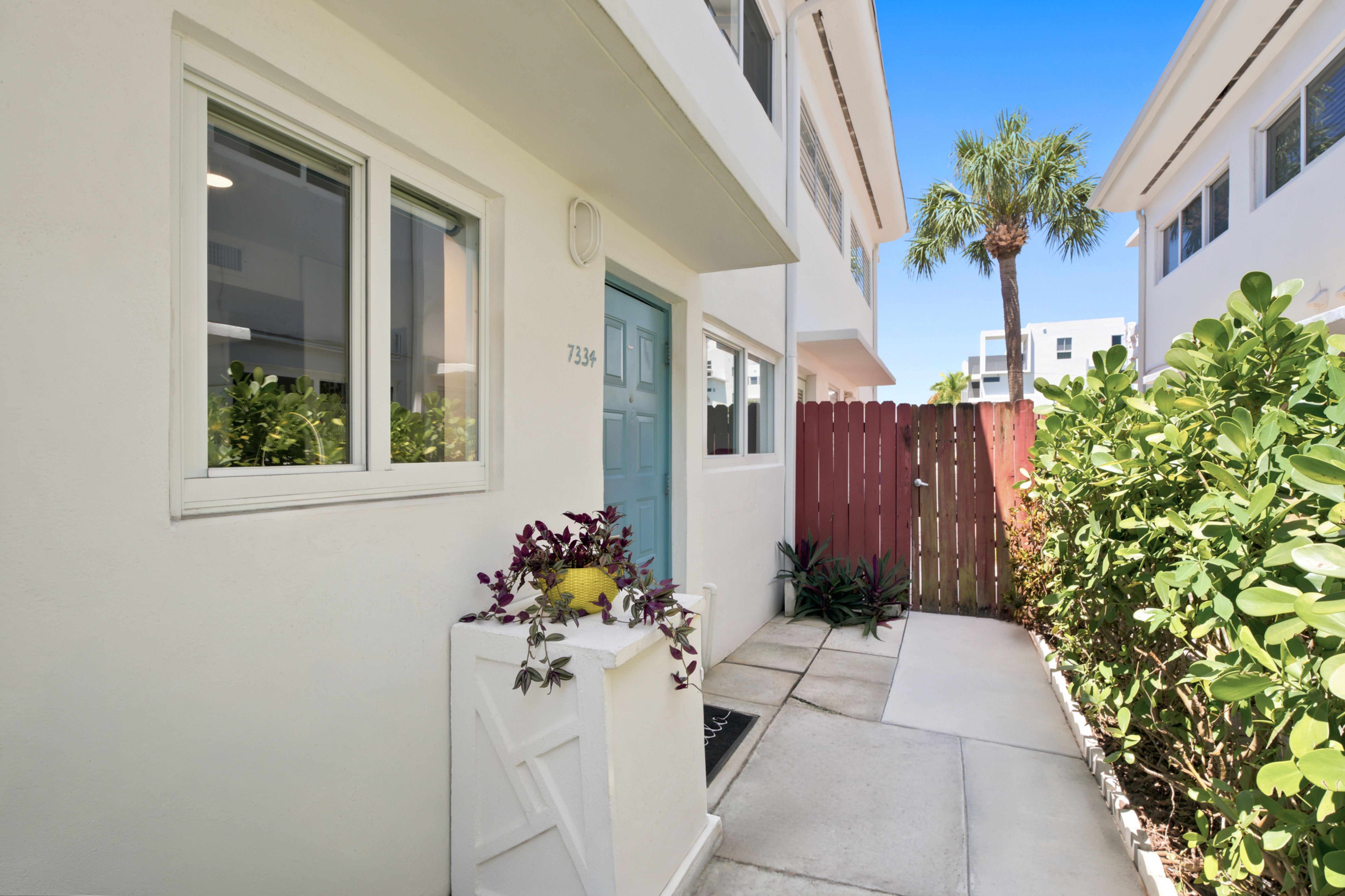 7334 Gary Avenue Miami Beach FL 33141