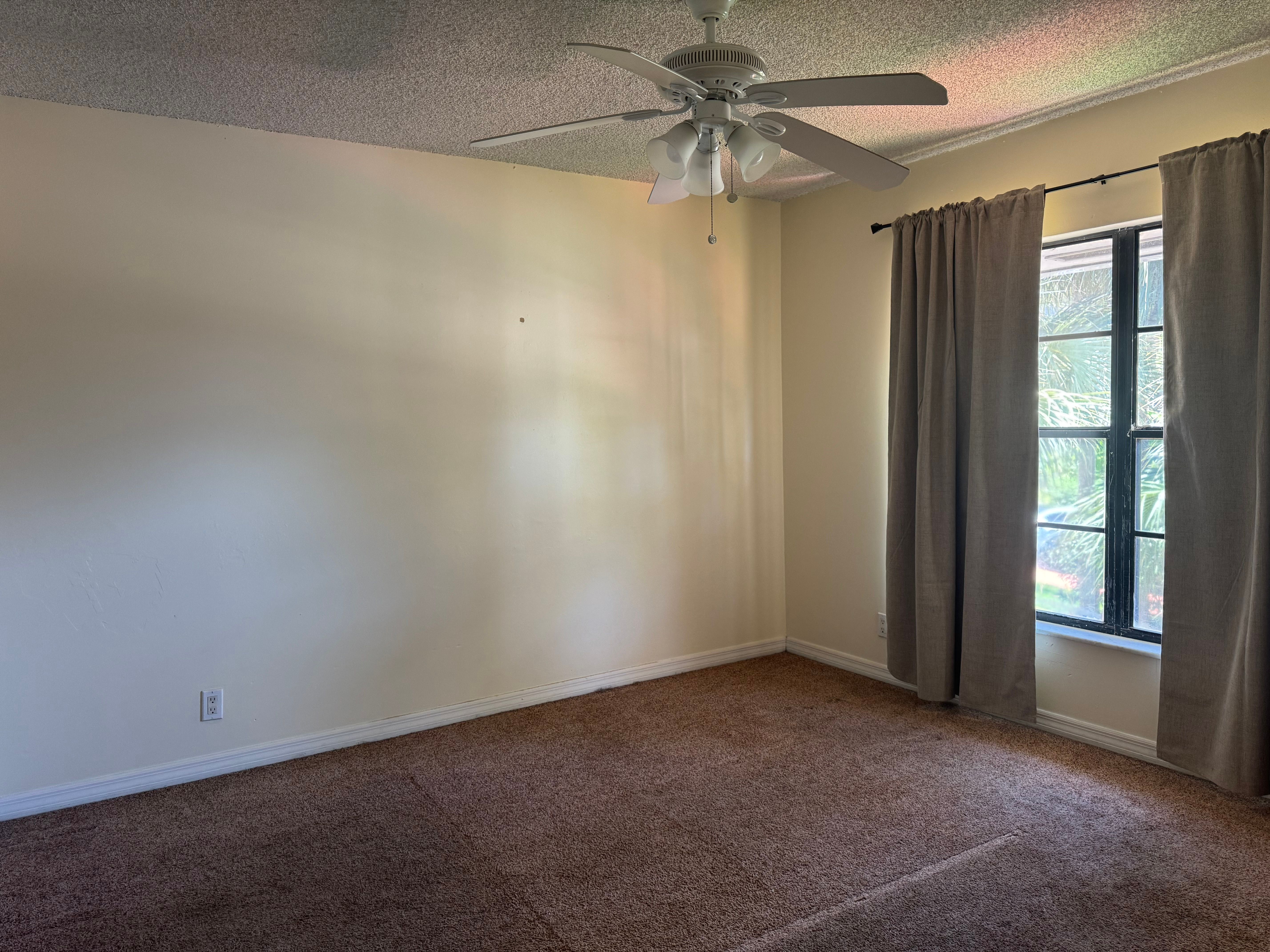 2795 NE 164th Street North Miami Beach FL 33160