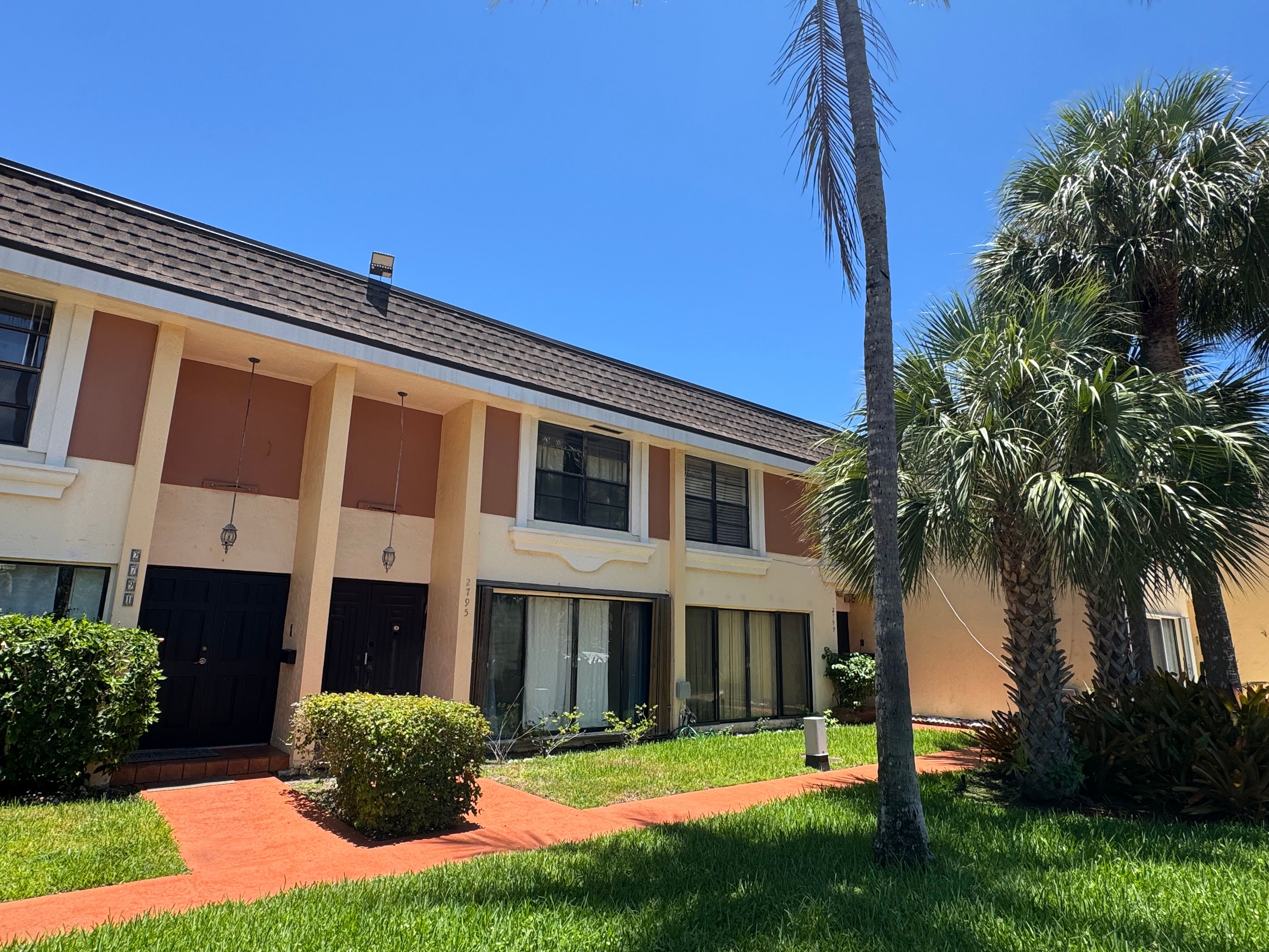 2795 NE 164th Street North Miami Beach FL 33160