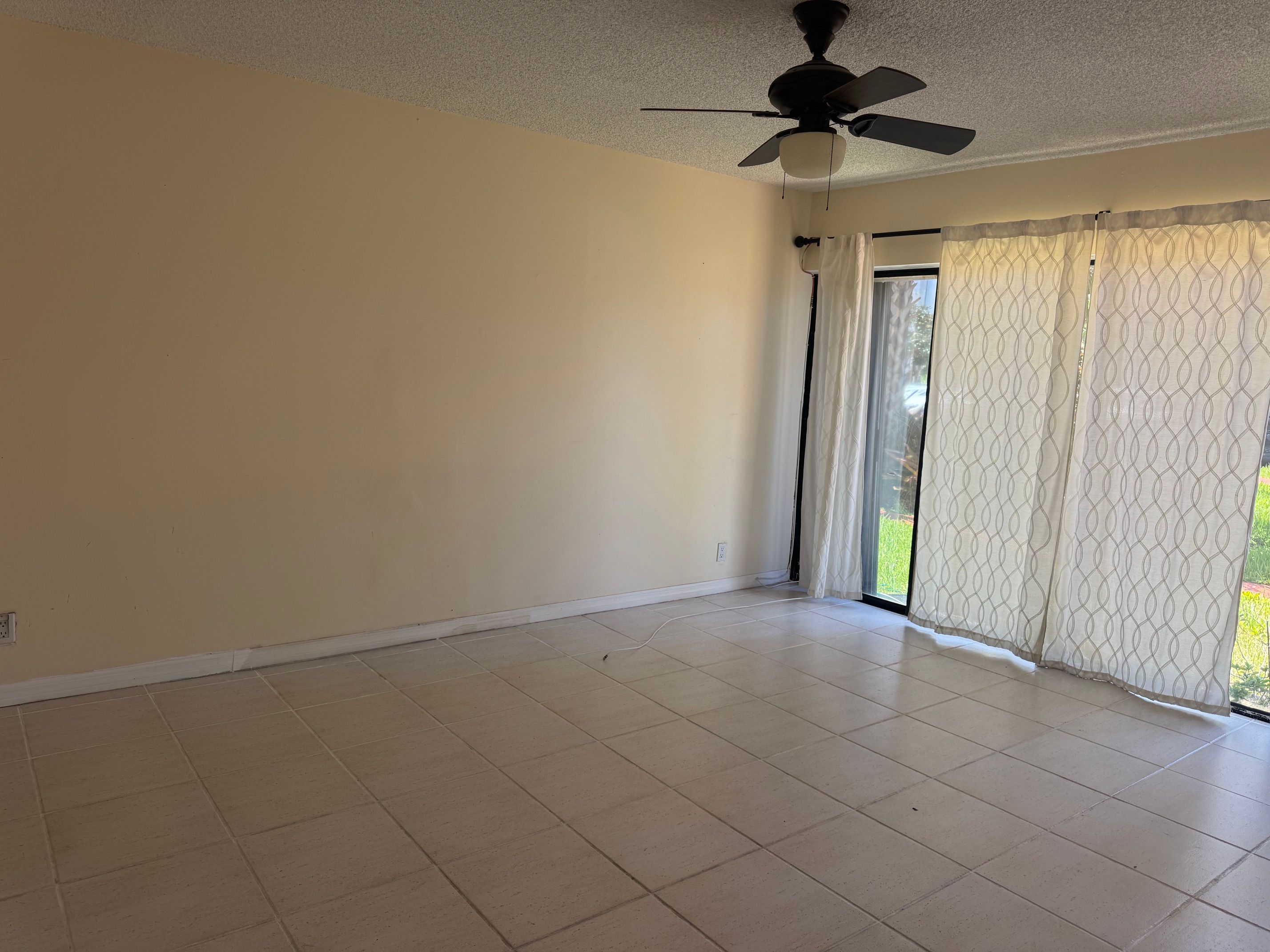 2795 NE 164th Street North Miami Beach FL 33160