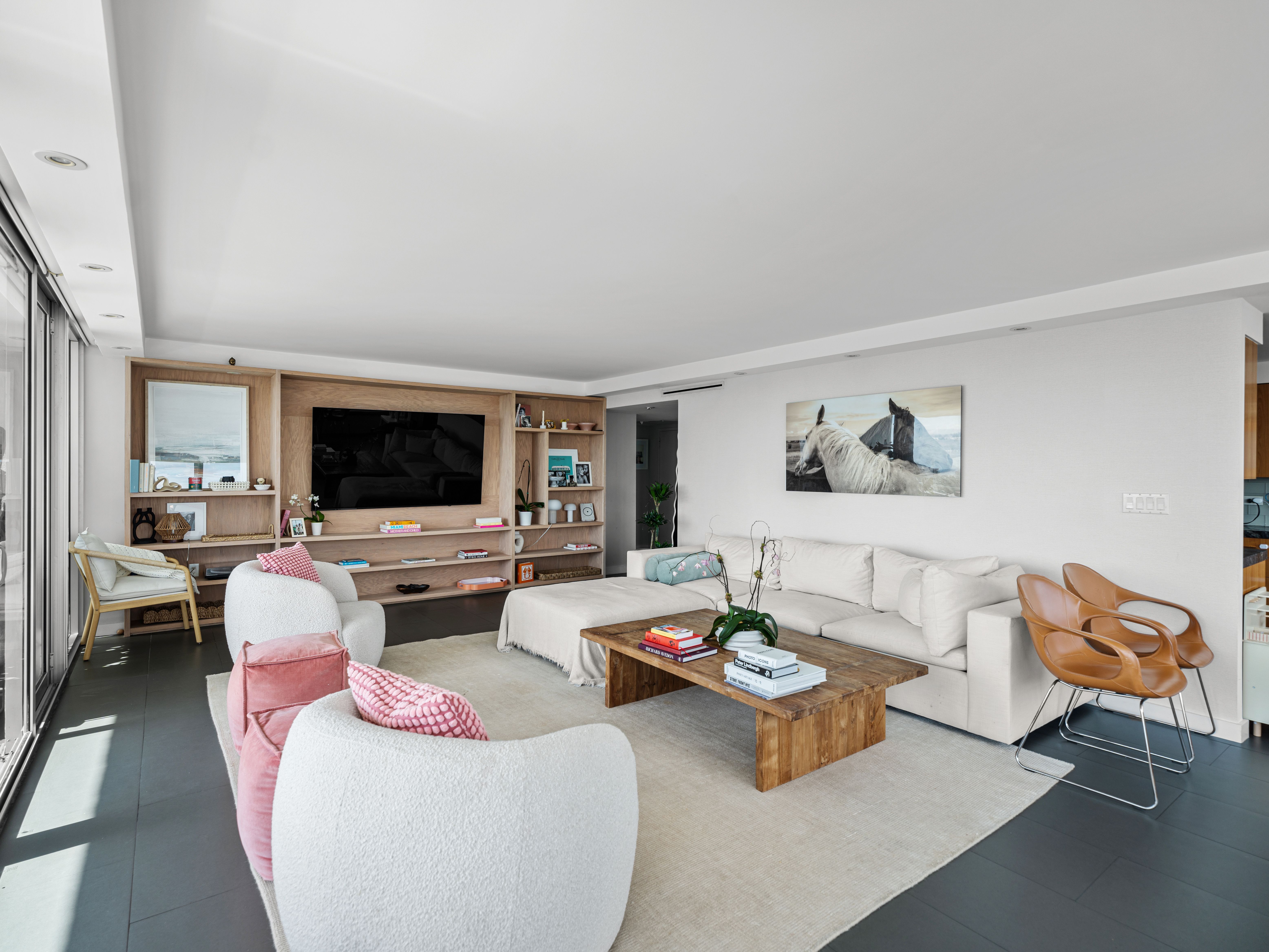 11 Island Avenue Miami Beach FL 33139