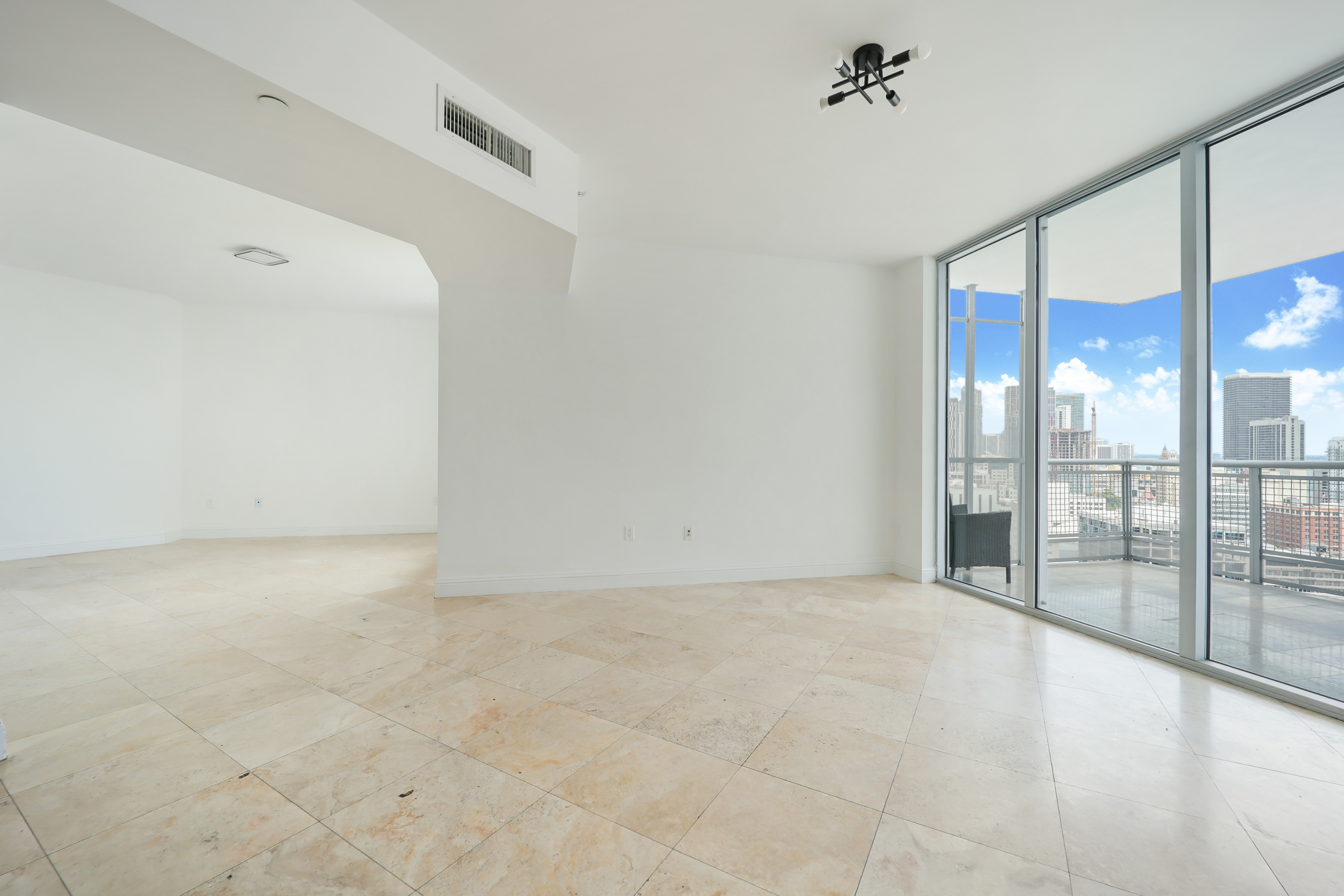 350 S Miami Avenue Miami FL 33130