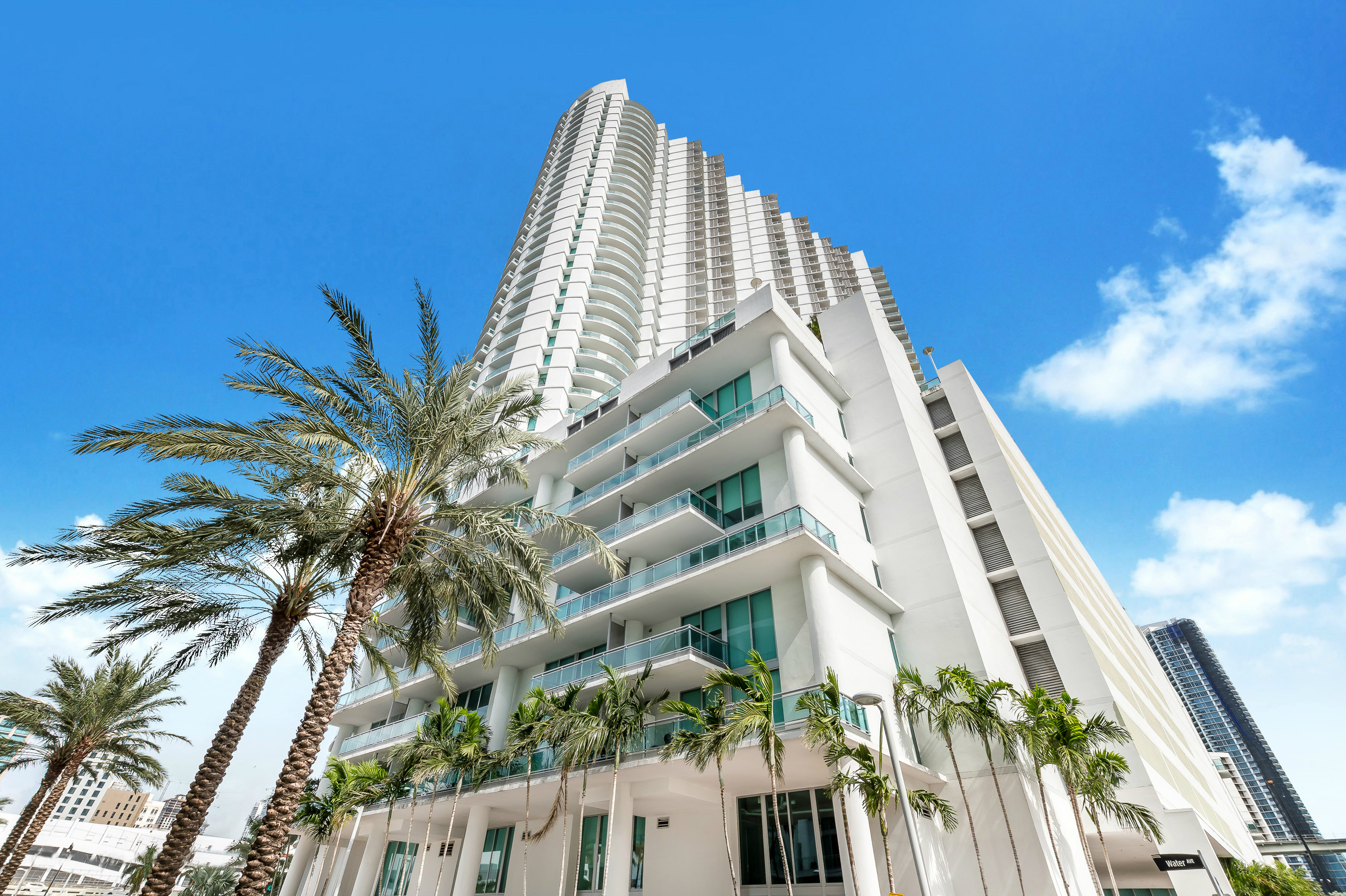 350 S Miami Avenue Miami FL 33130