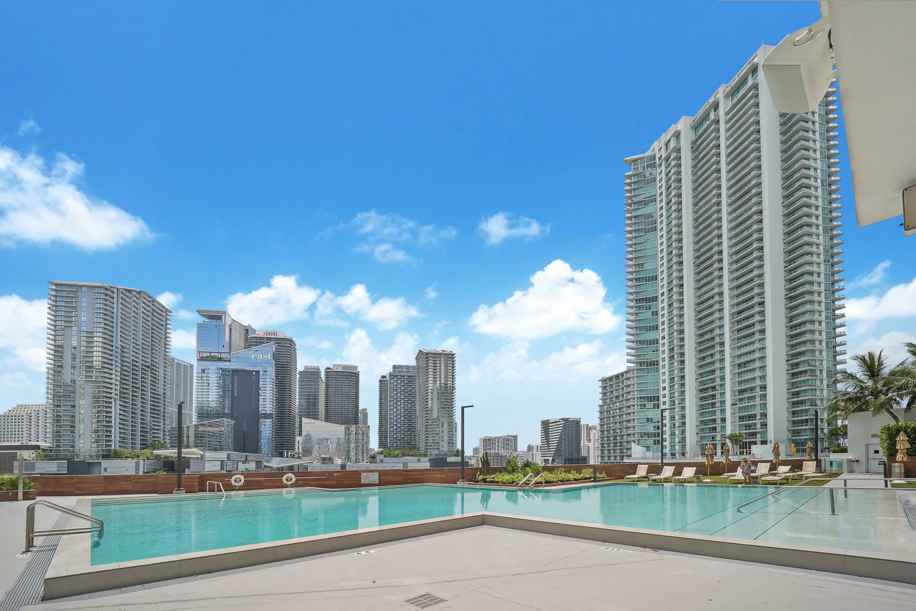 350 S Miami Avenue Miami FL 33130
