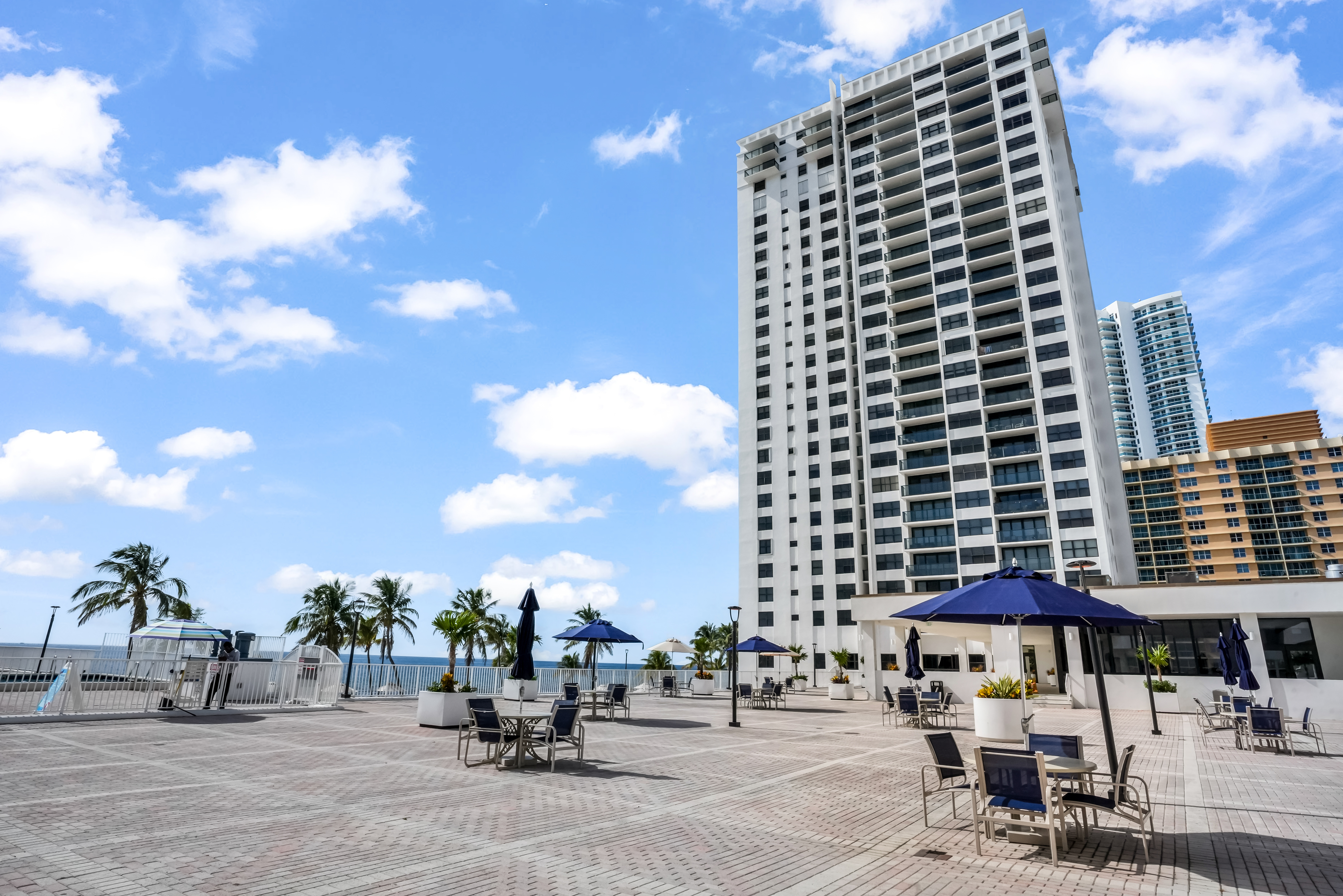 2301 S Ocean Drive Hollywood FL 33019
