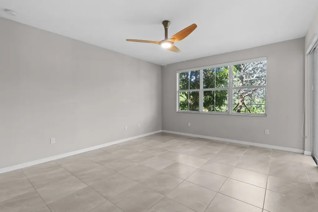 5319 Falcon Trail Davie FL 33314