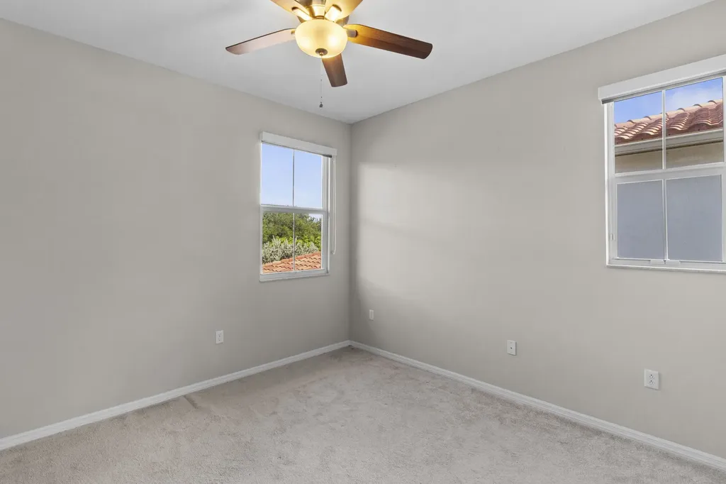 5319 Falcon Trail Davie FL 33314