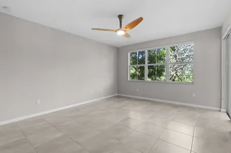 5319 Falcon Trail Davie FL 33314