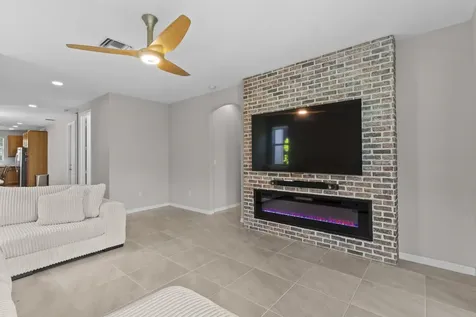 5319 Falcon Trail Davie FL 33314