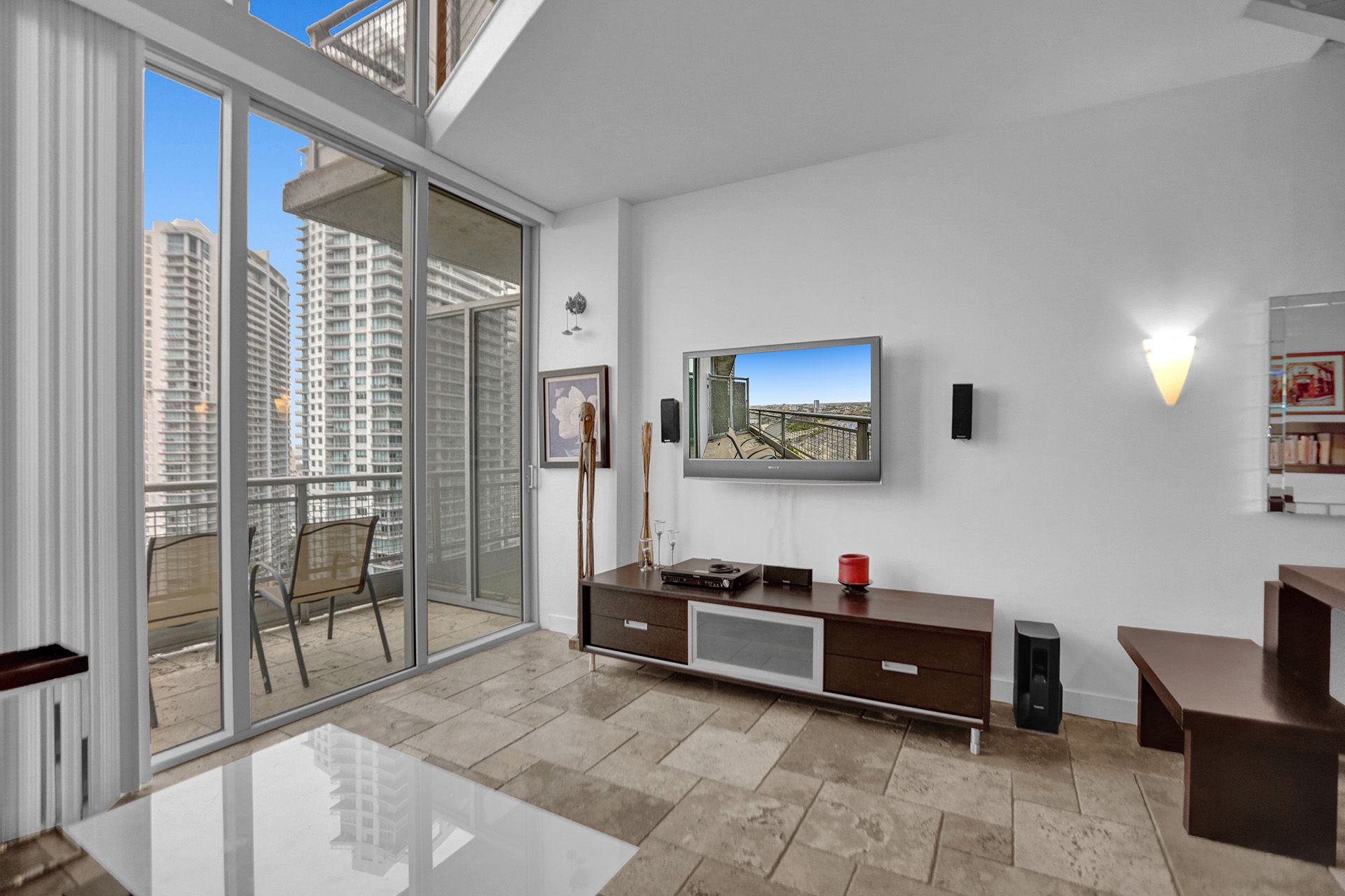 690 SW 1st Court Miami FL 33130