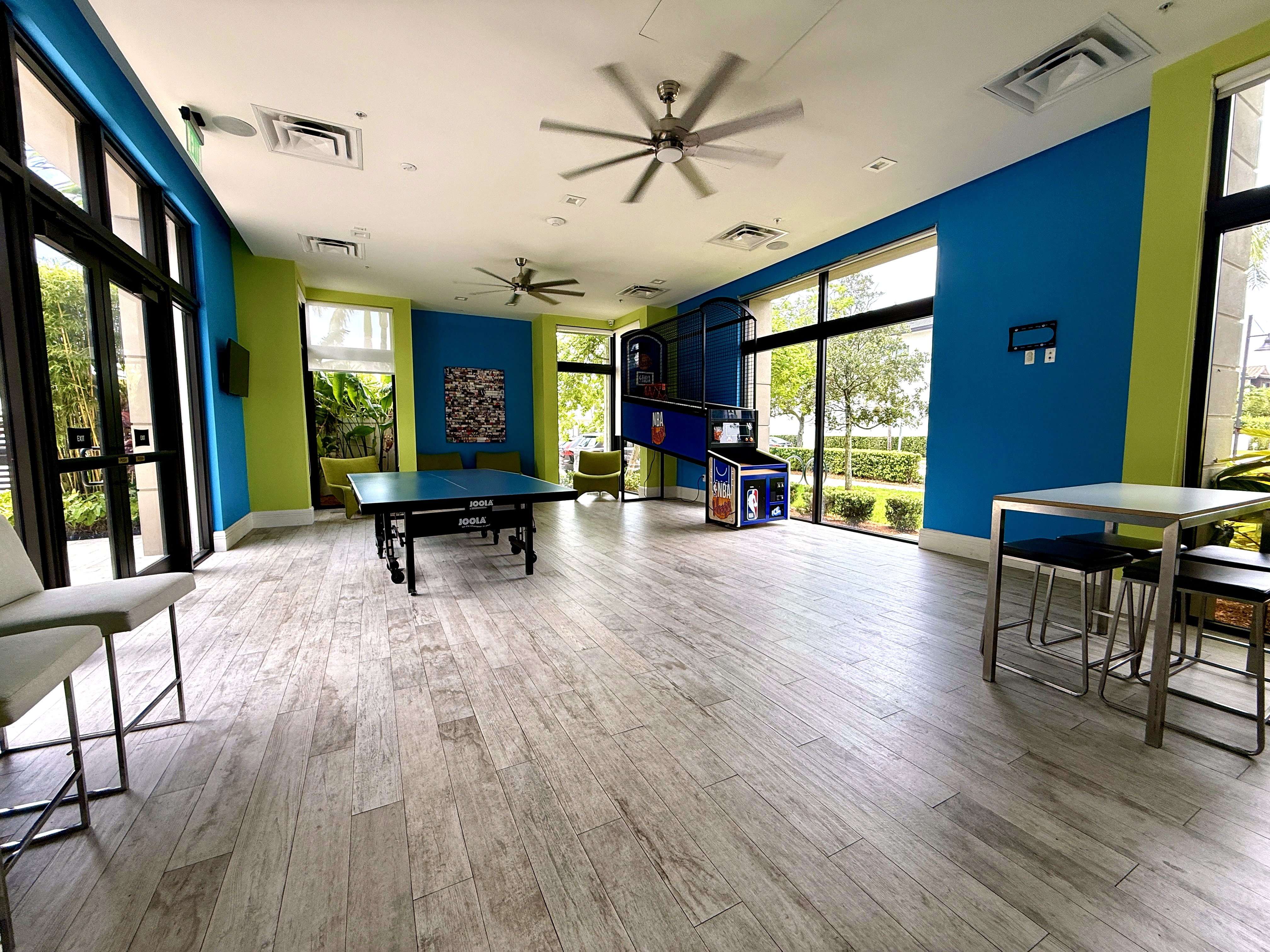 4605 NW 83rd Path Doral FL 33166