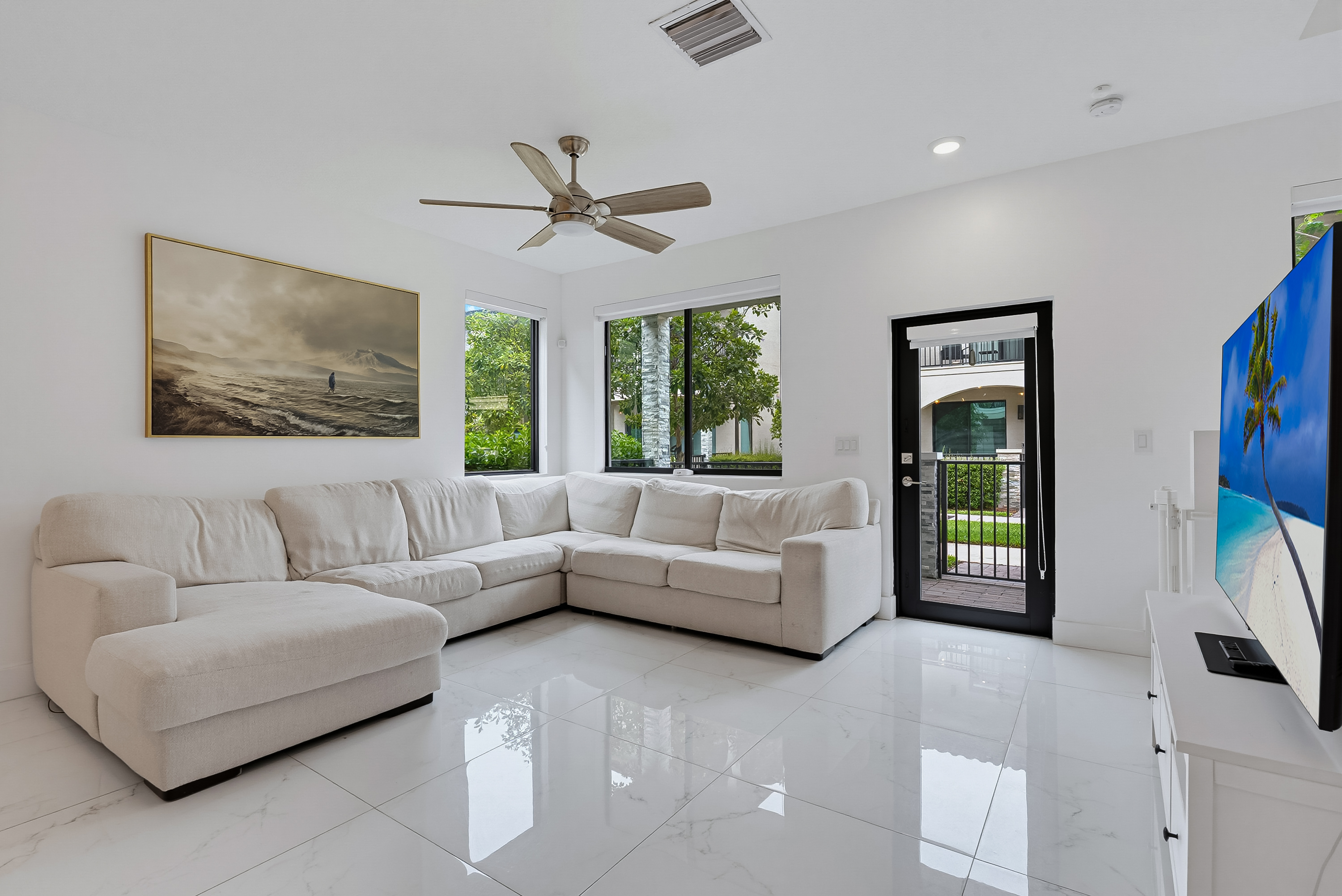 4605 NW 83rd Path Doral FL 33166