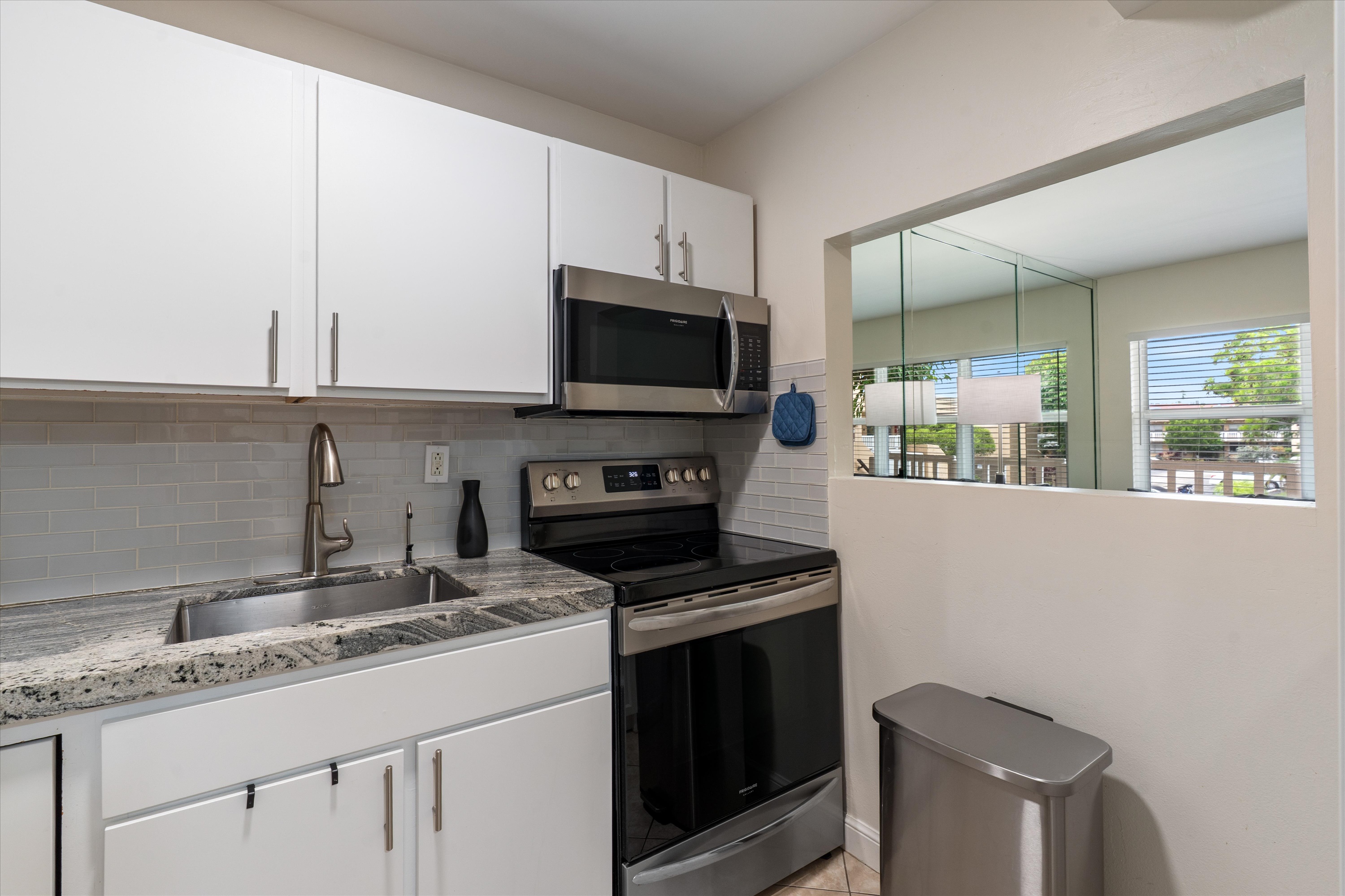 9101 Sunrise Lakes Boulevard Sunrise FL 33322