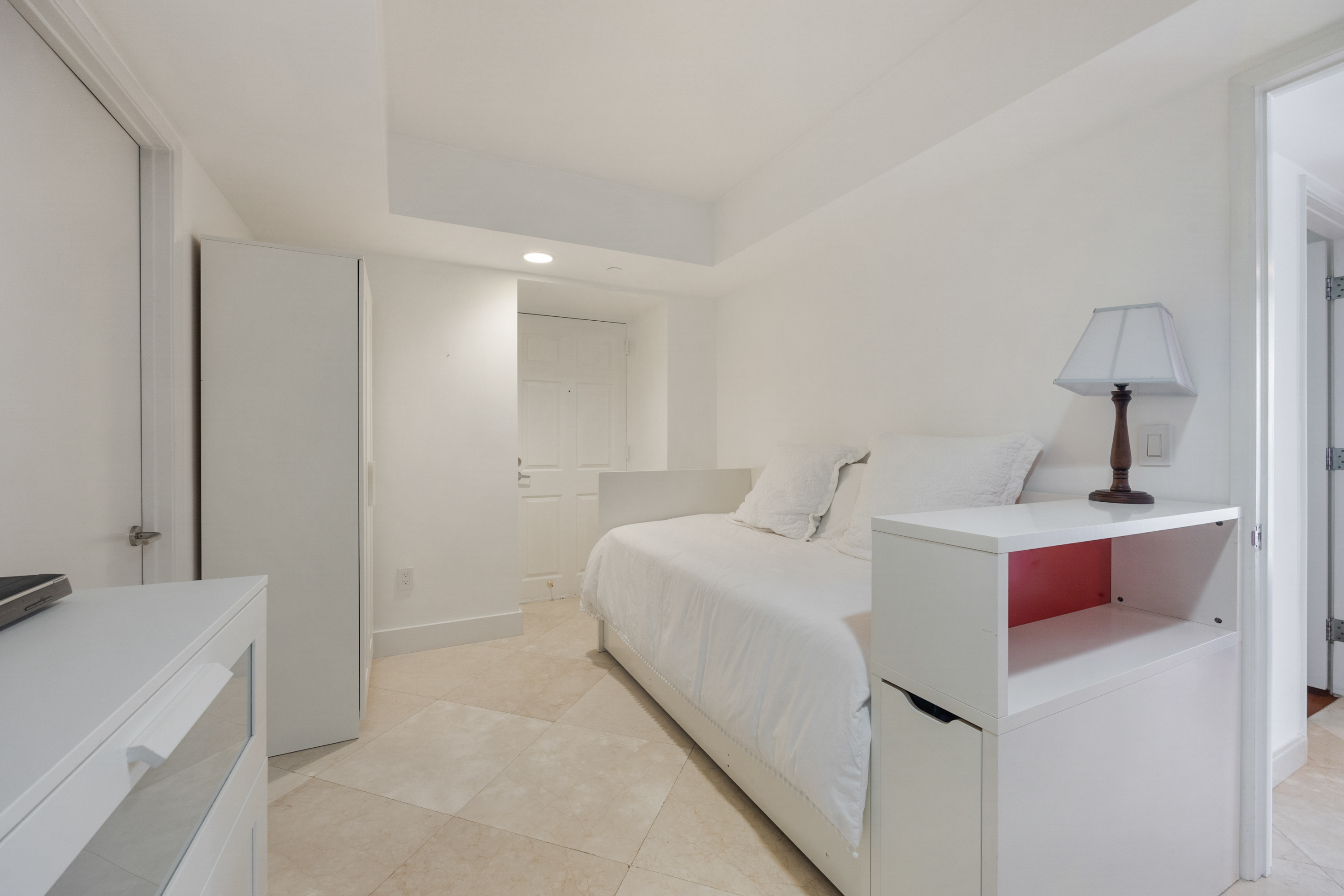 18671 Collins Avenue Sunny Isles Beach FL 33160