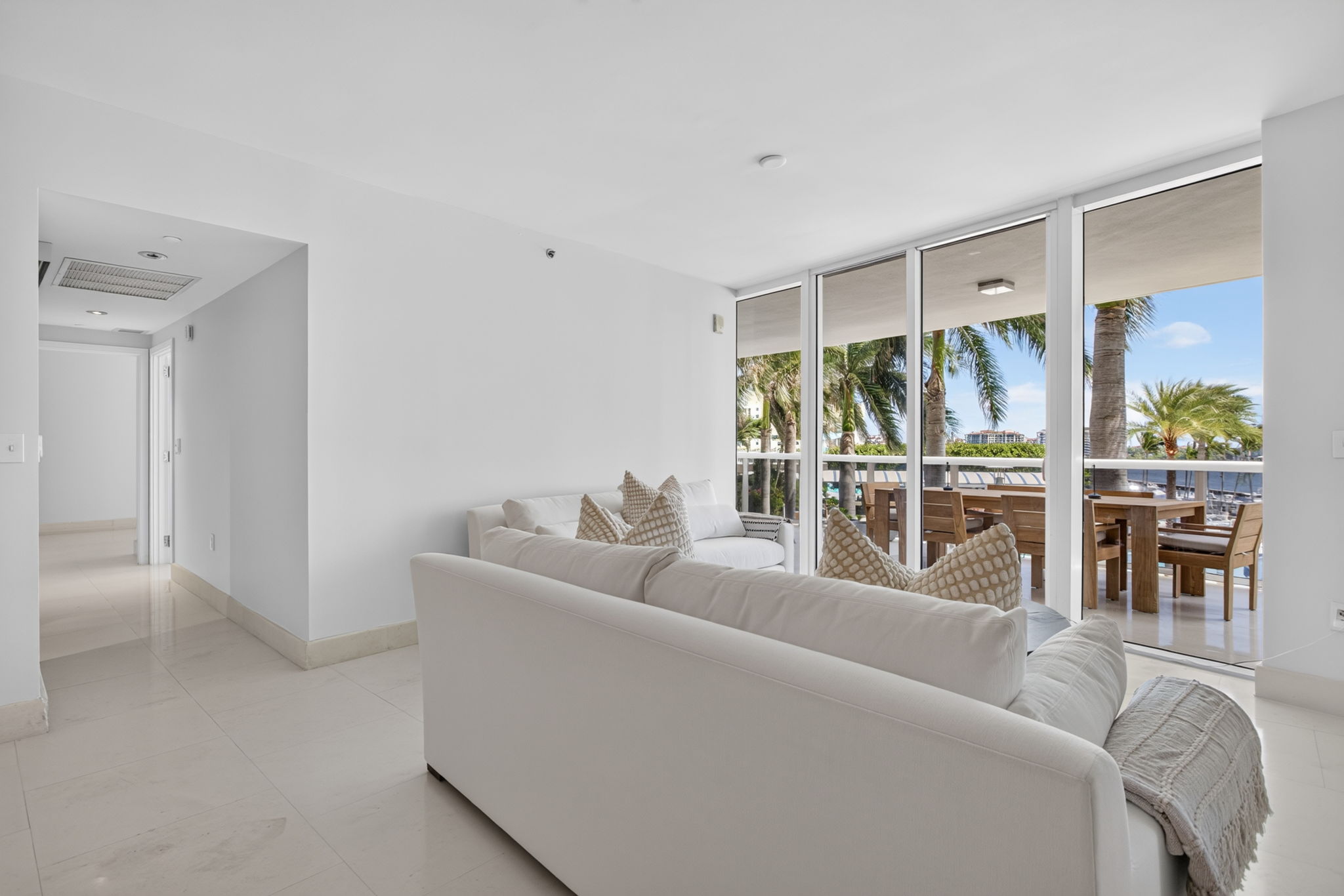 400 Alton Road Miami Beach FL 33139