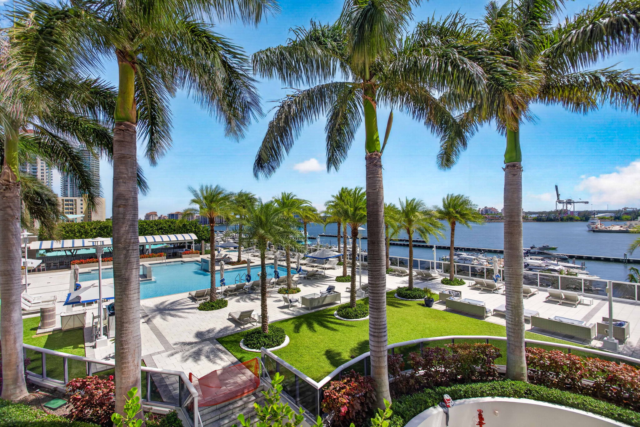 400 Alton Road Miami Beach FL 33139