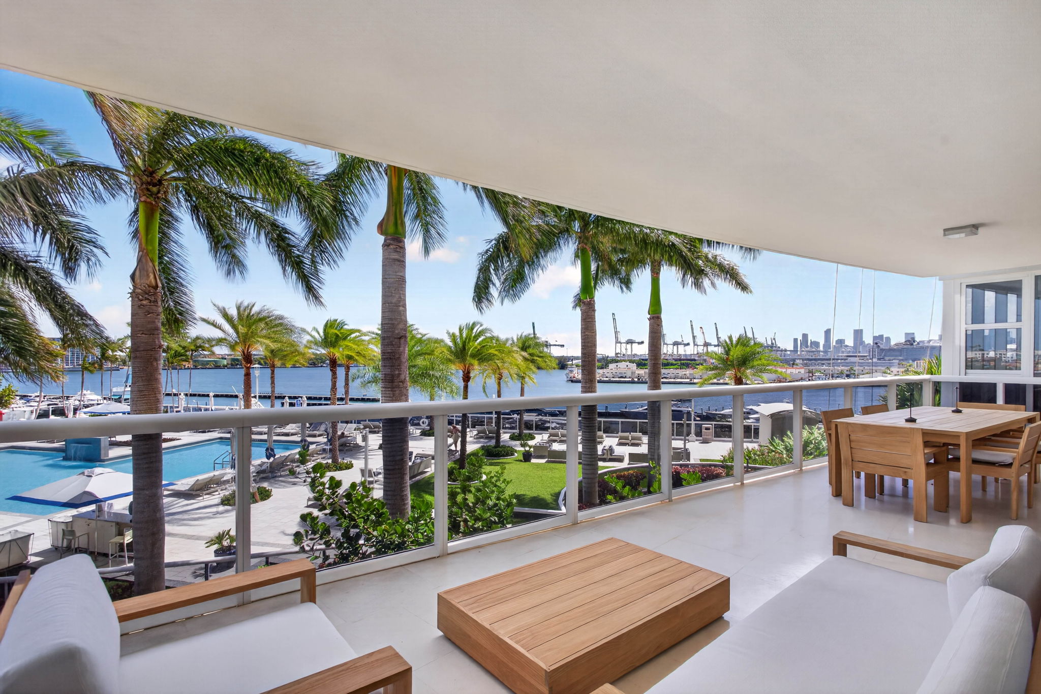400 Alton Road Miami Beach FL 33139