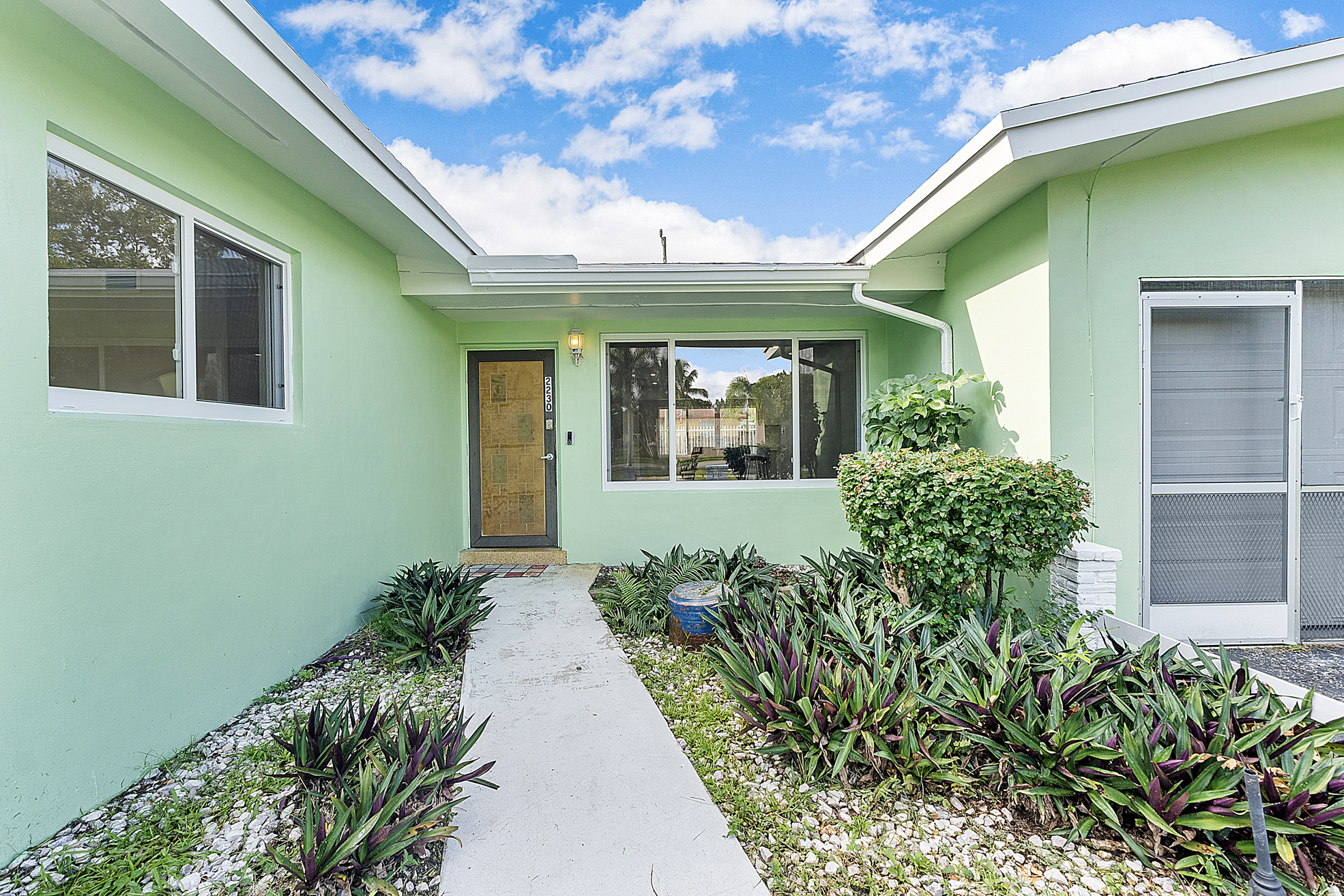 2230 Atlanta Street Hollywood FL 33020