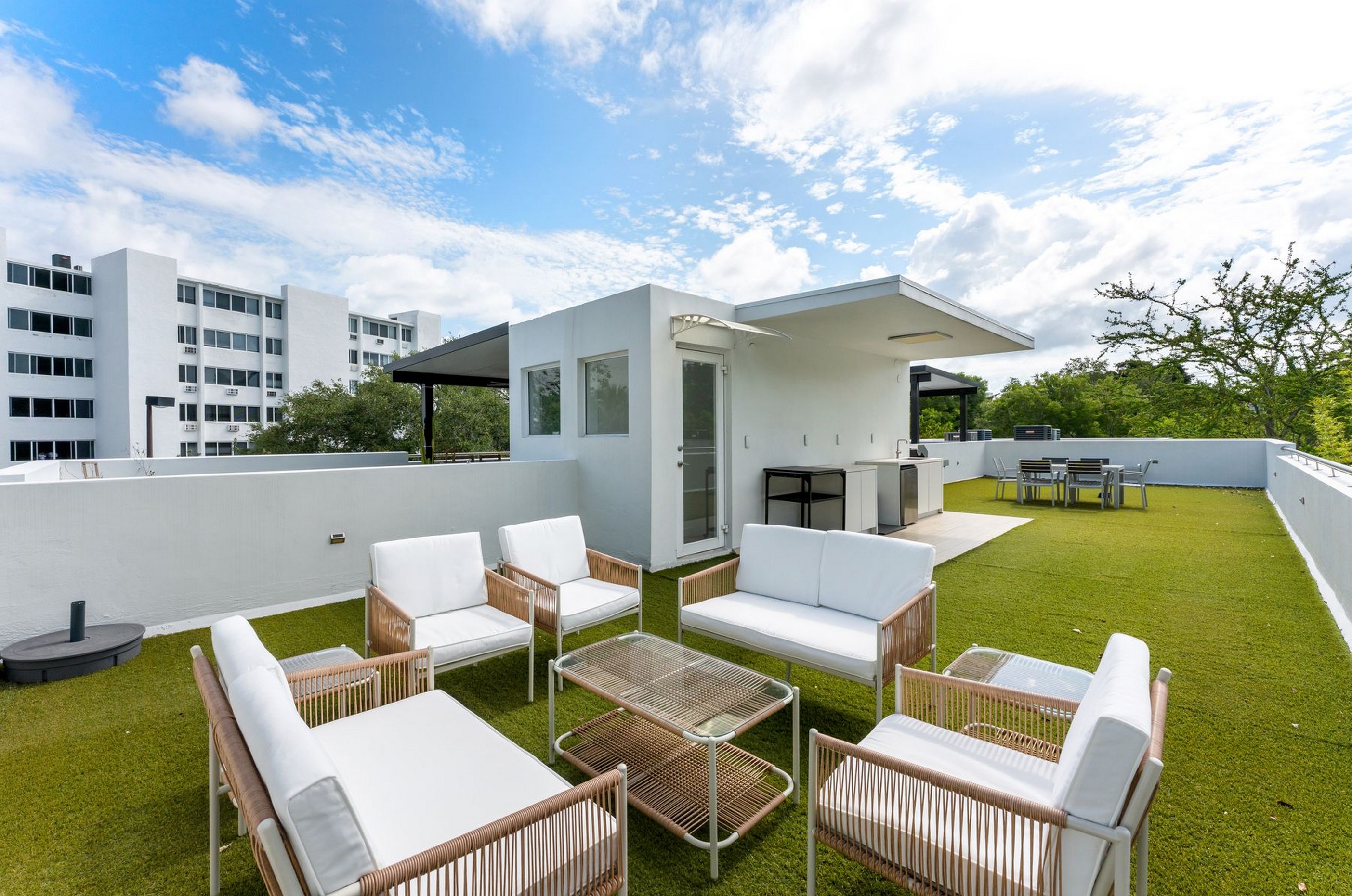 2908 Virginia Street Miami FL 33133