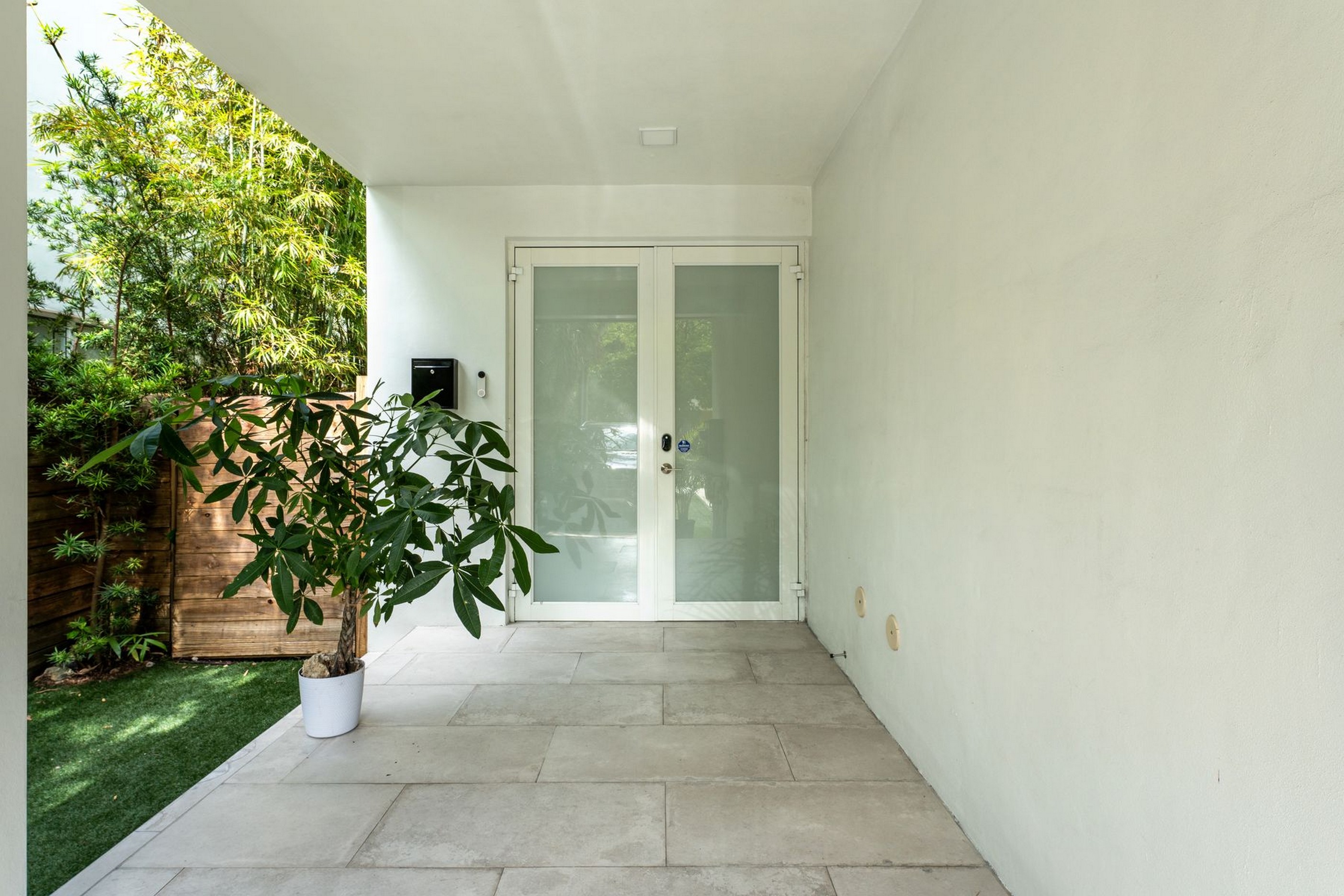 2908 Virginia Street Miami FL 33133