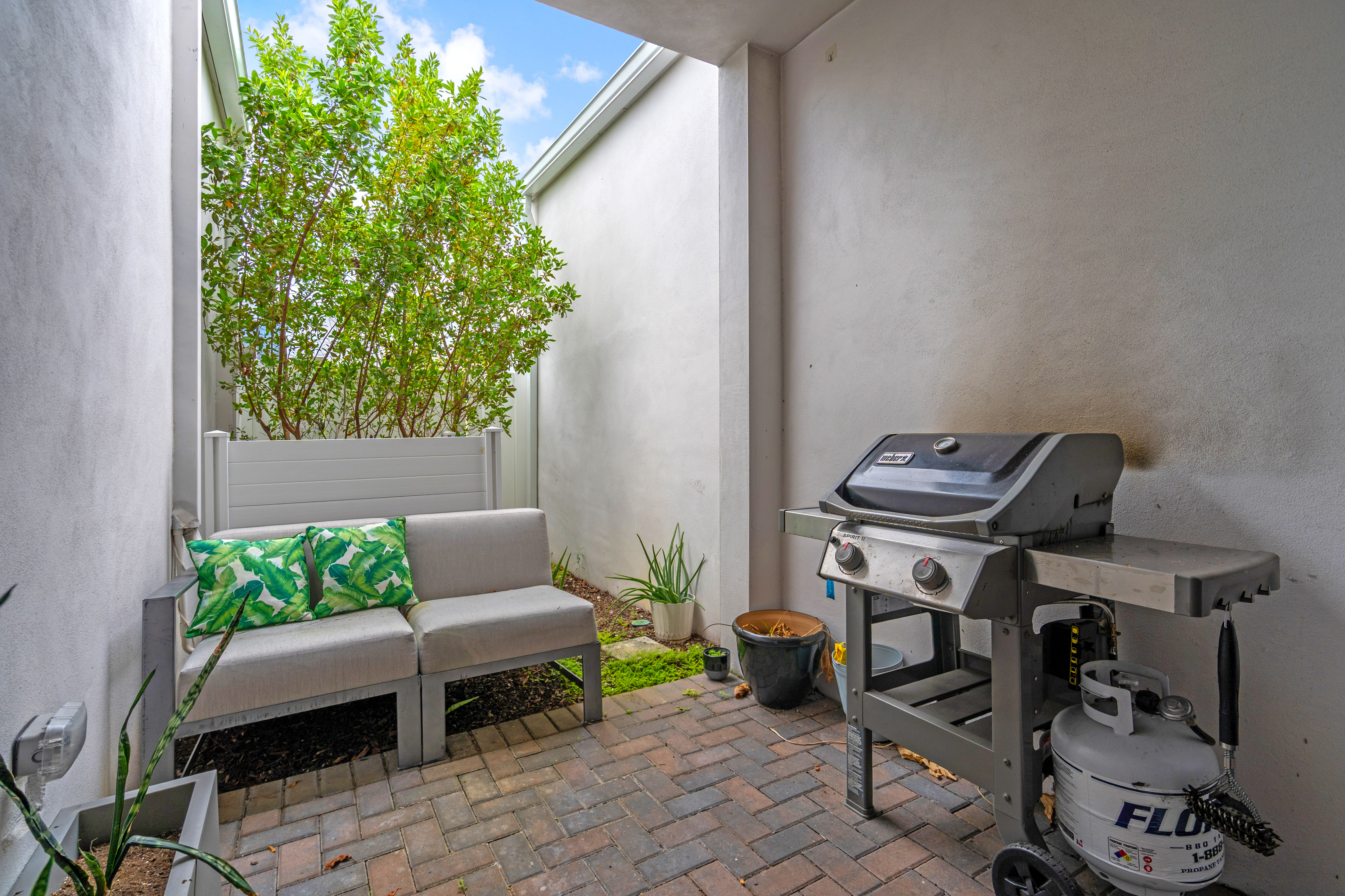 387 NW 17th Street Fort Lauderdale FL 33311