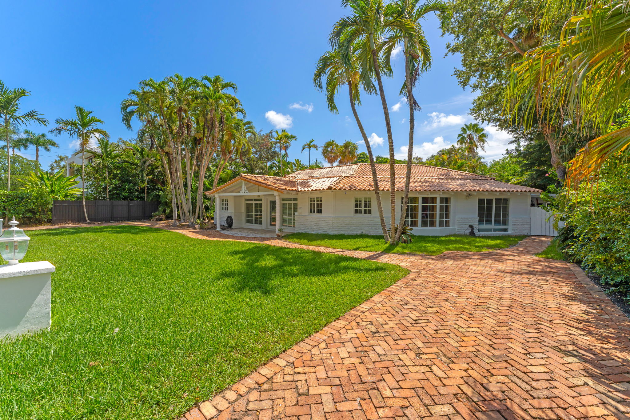 7924 SW 50th Court Miami FL 33143
