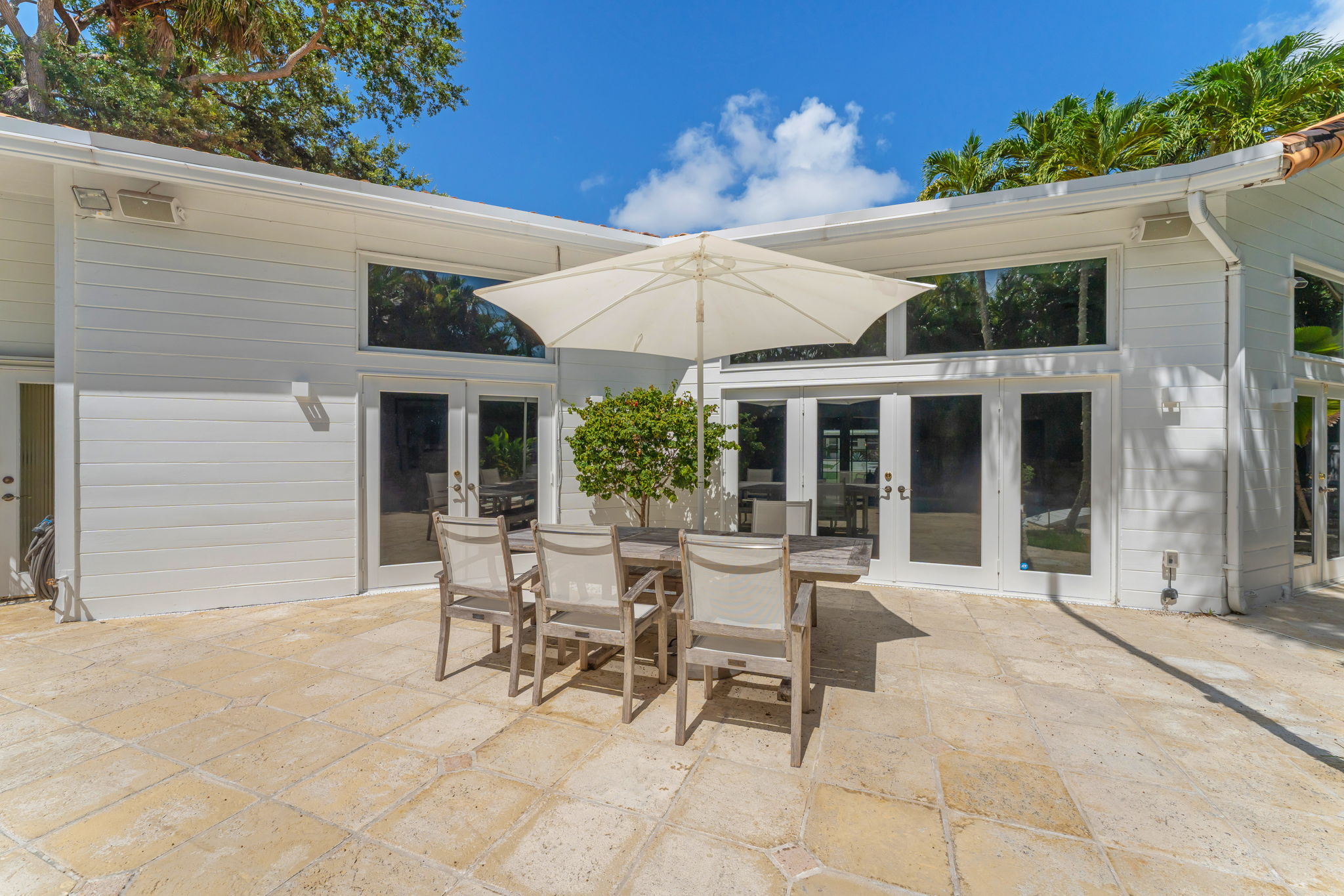 7924 SW 50th Court Miami FL 33143