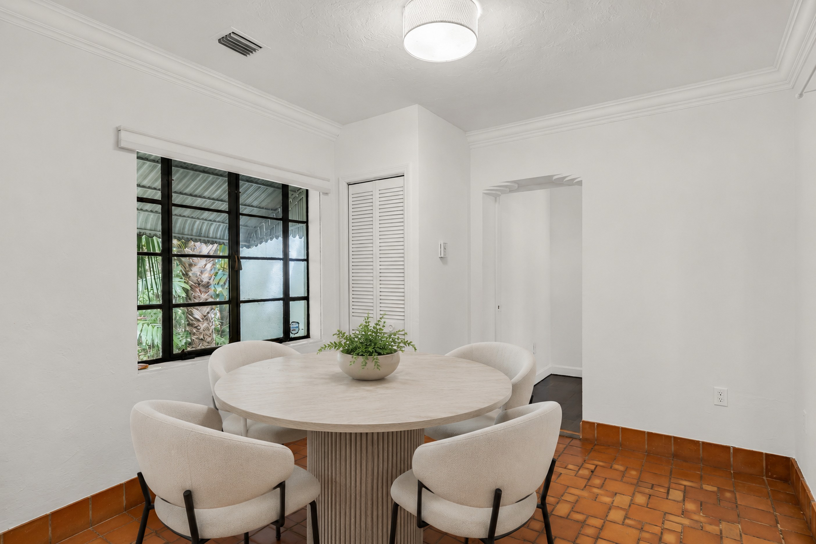 5390 Sunset Drive Miami FL 33143