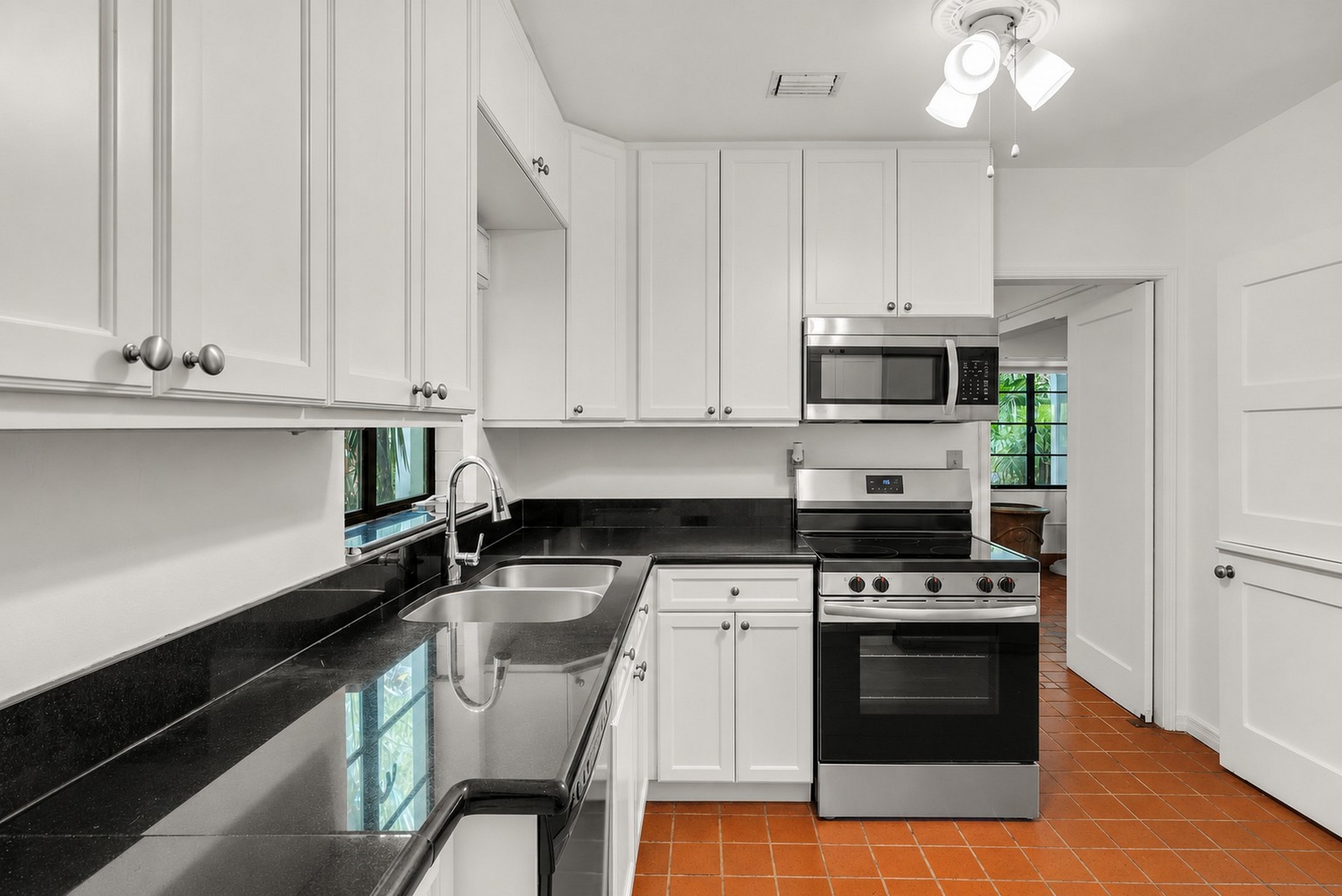 5390 Sunset Drive Miami FL 33143
