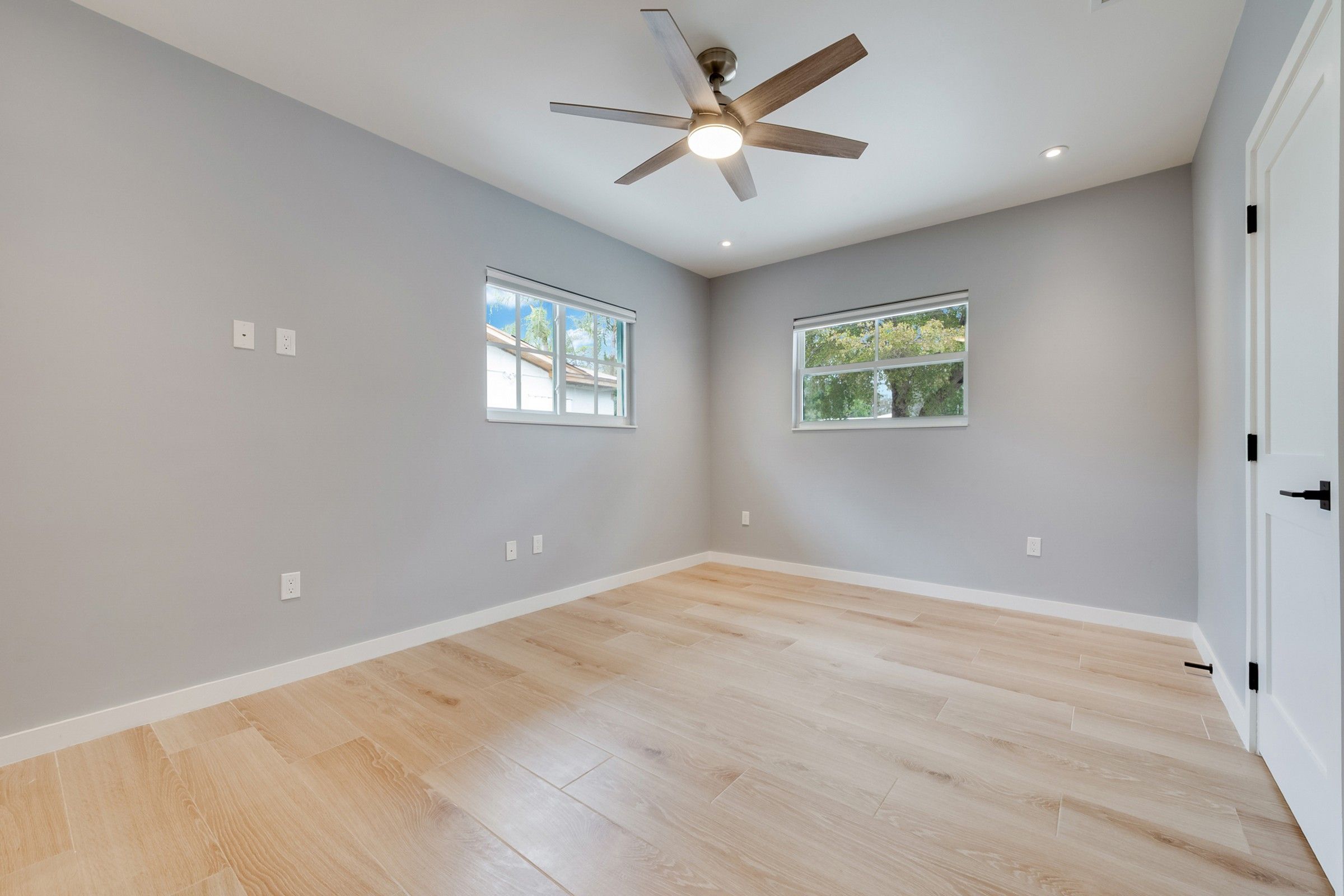6356 SW 14th Street West Miami FL 33144