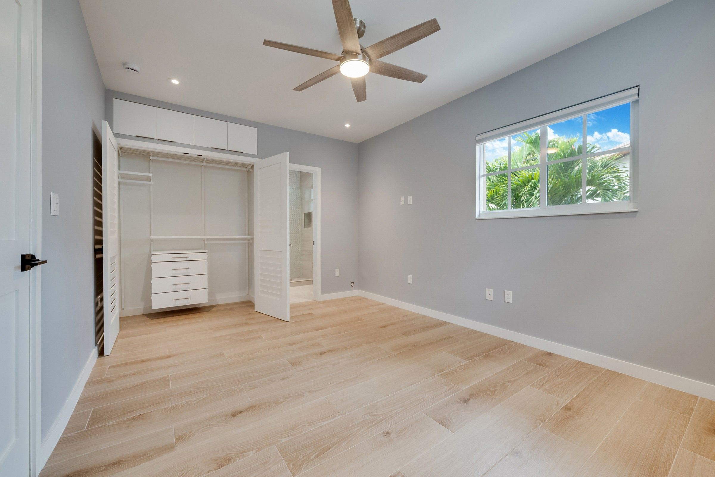 6356 SW 14th Street West Miami FL 33144