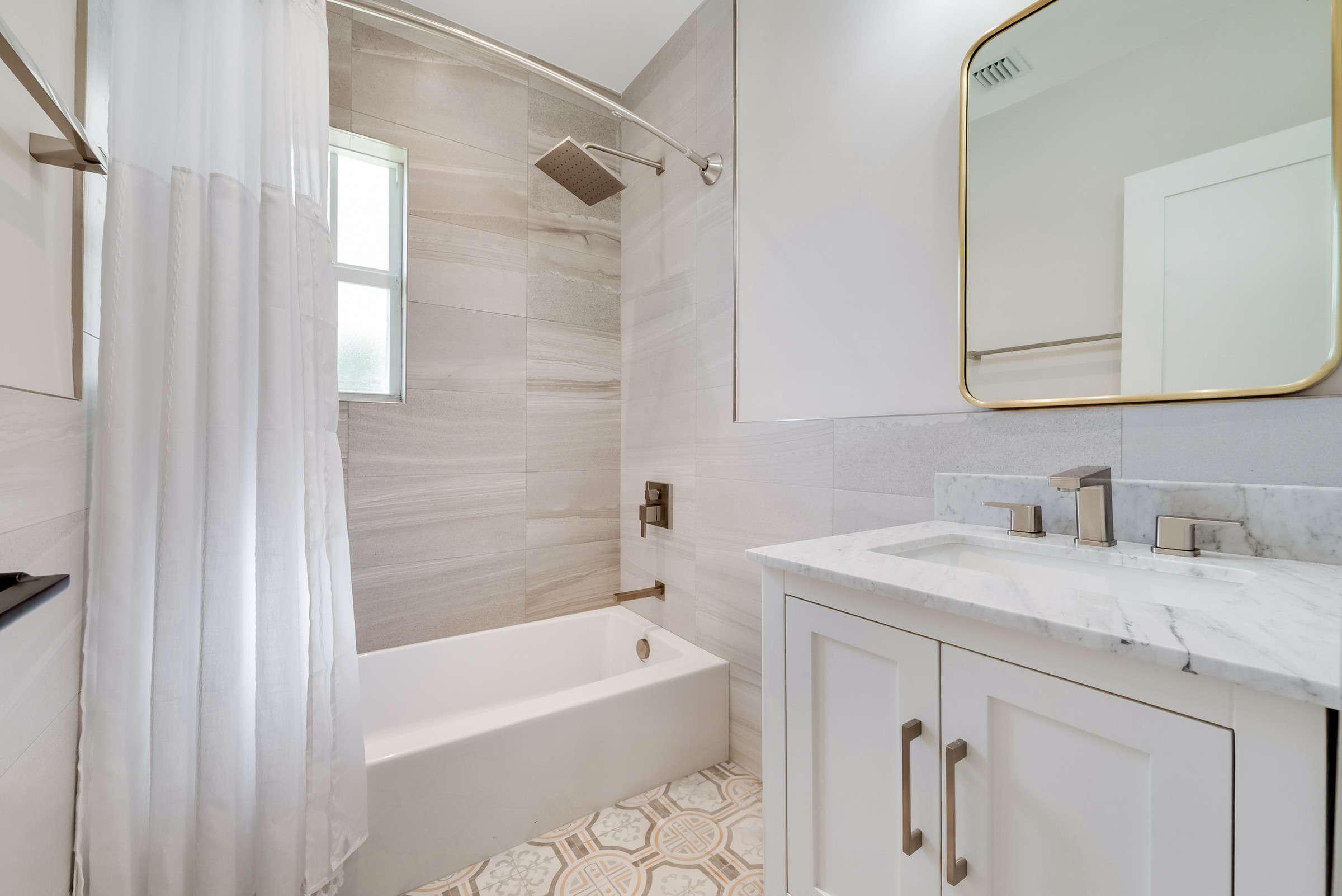 6356 SW 14th Street West Miami FL 33144