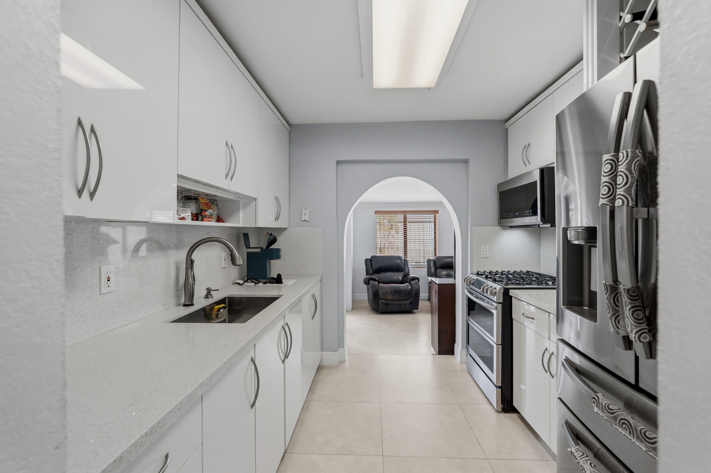 6160 W 14th Avenue Hialeah FL 33012
