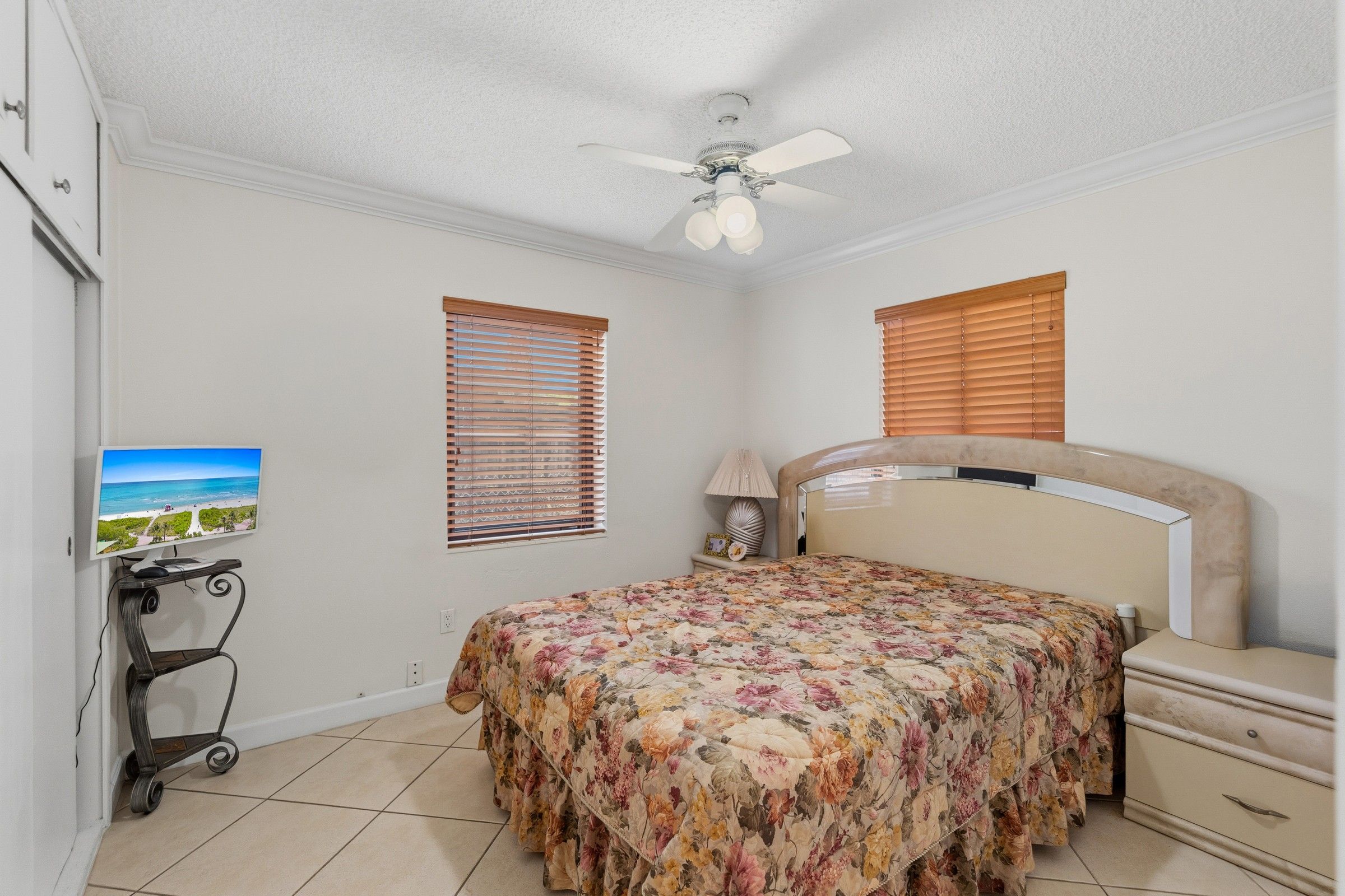 6160 W 14th Avenue Hialeah FL 33012