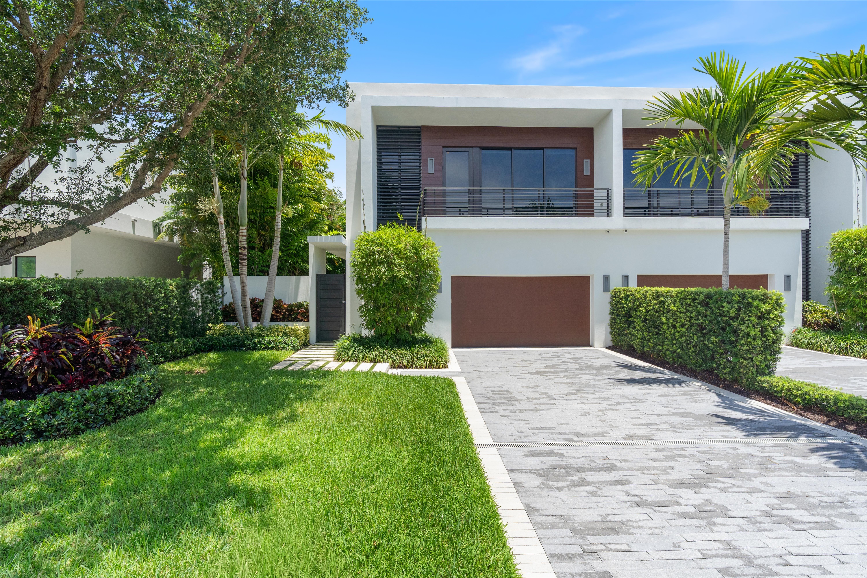 907 Witherspoon Lane Delray Beach FL 33483