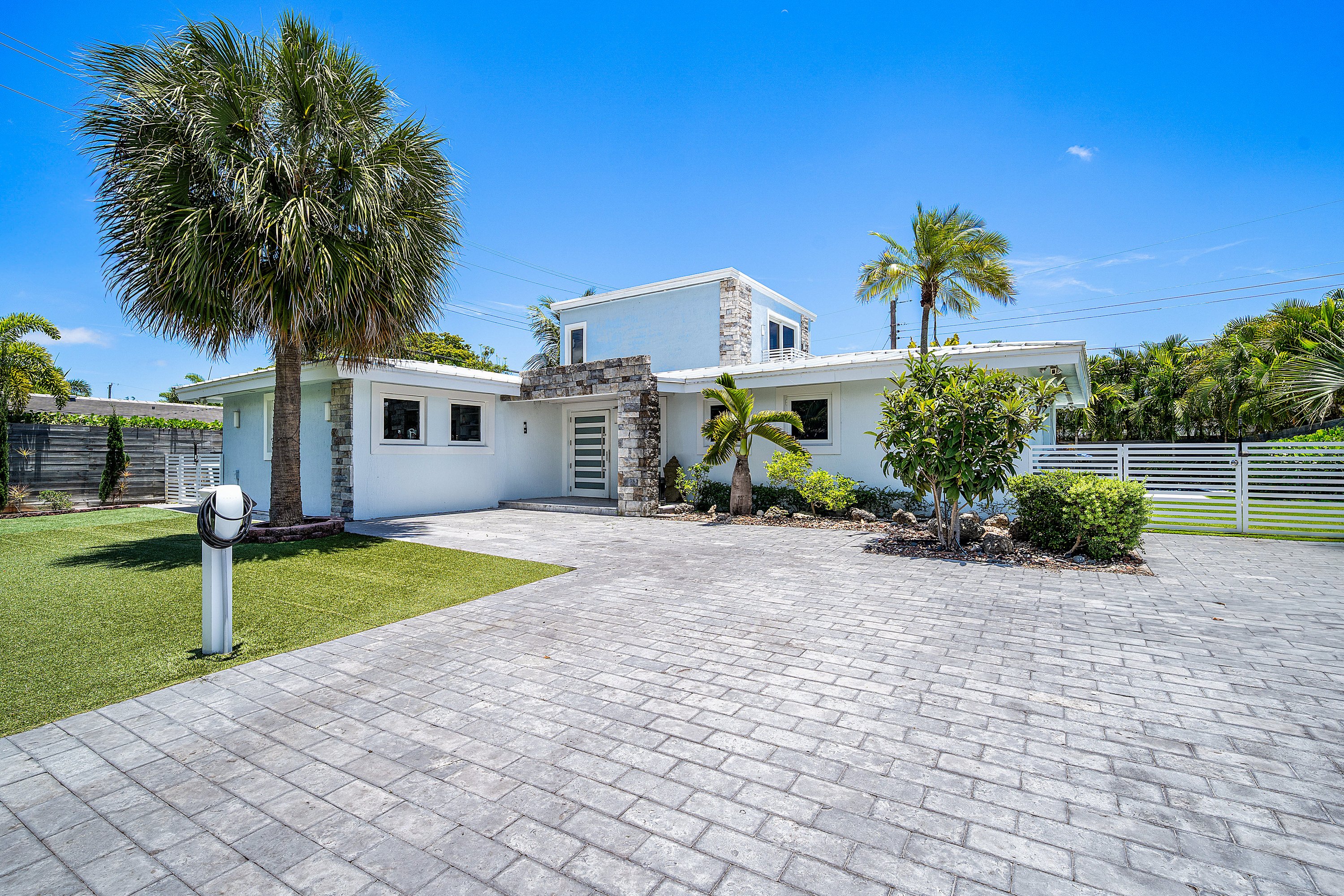 5920 NE 21st Road Fort Lauderdale FL 33308
